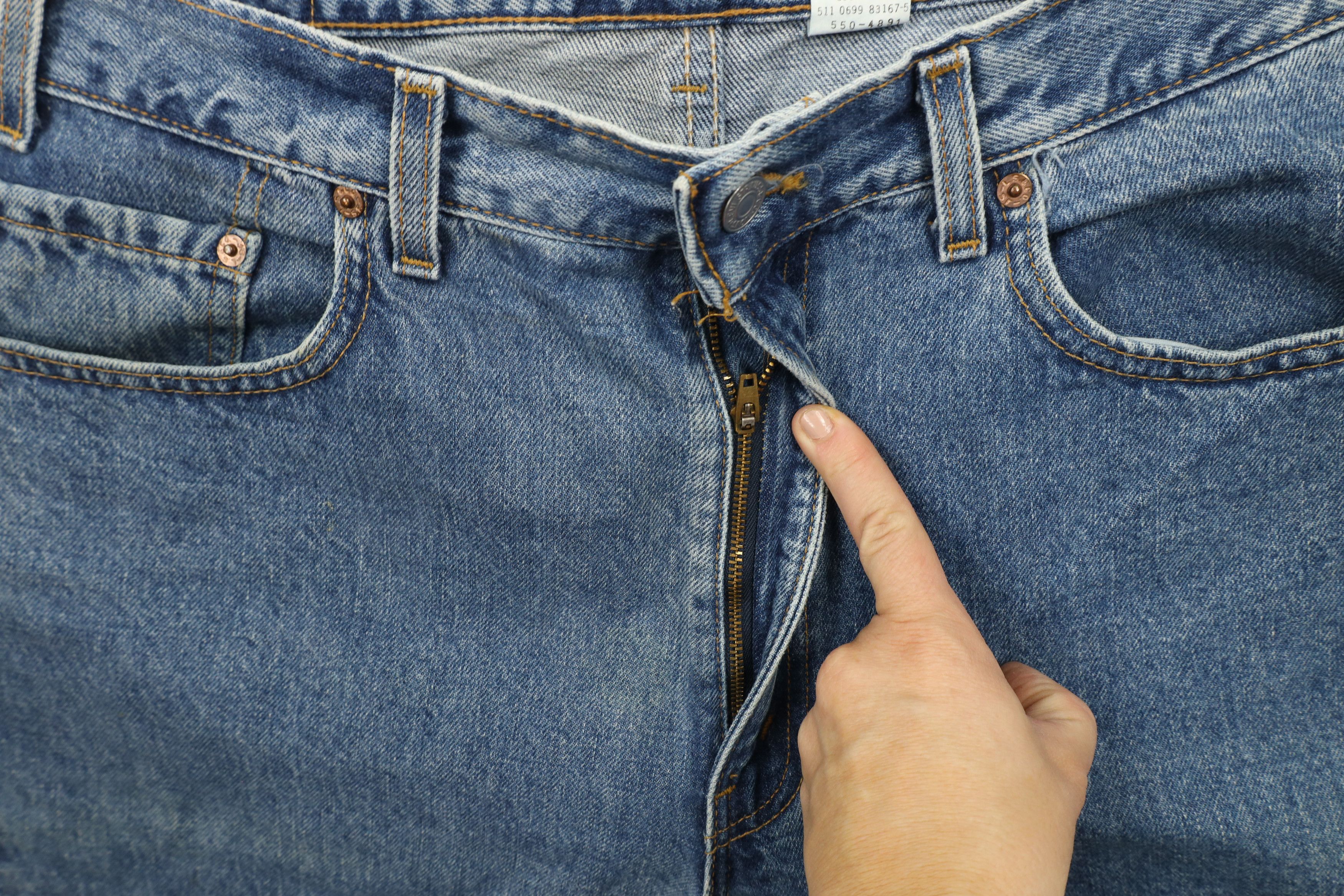 Levi's × Vintage Vintage 90s Levis 550 Relaxed Fit Denim Jeans Blue USA Size US 38 / EU 54 - 9 Thumbnail