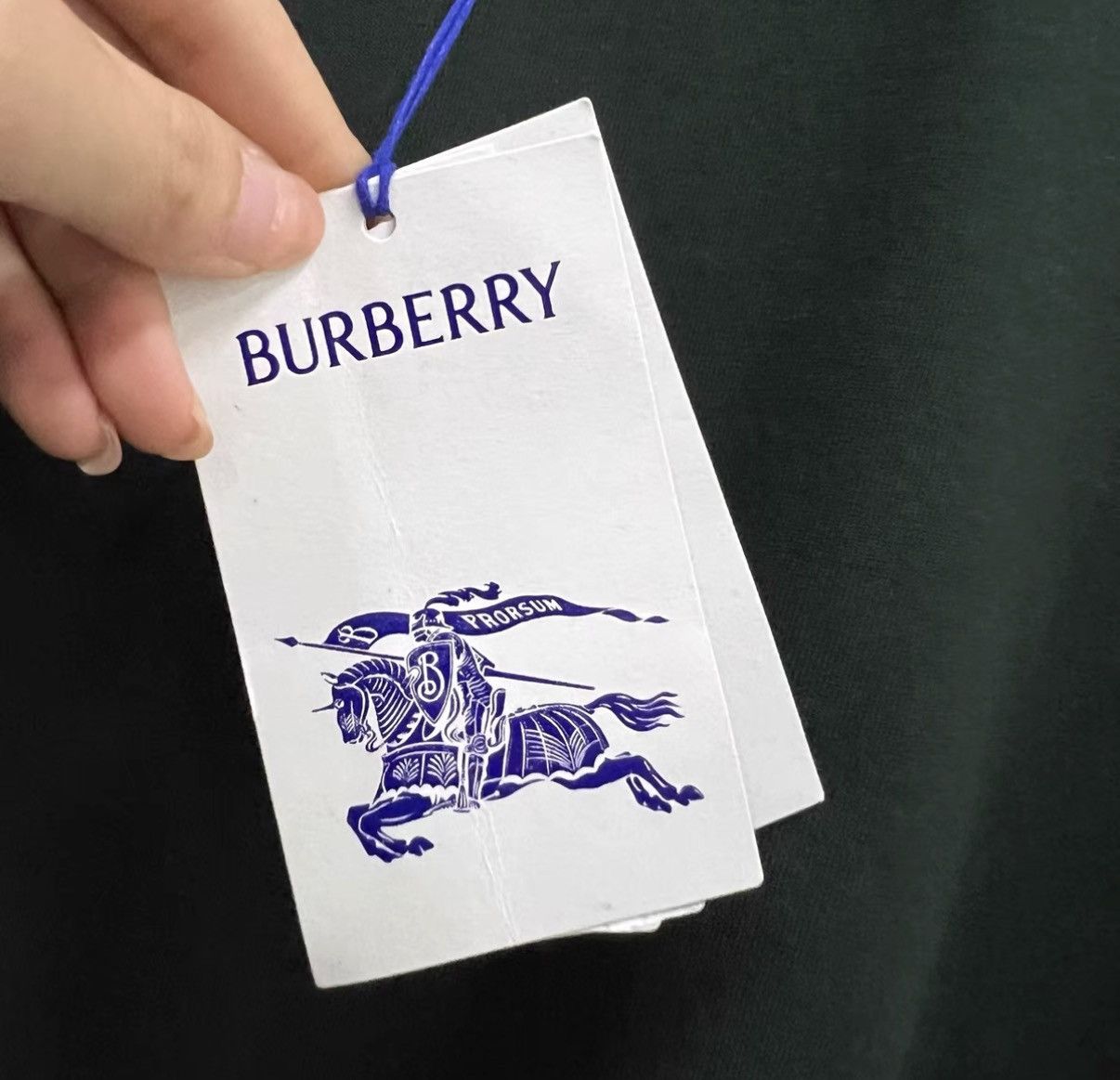 Burberry Burberry Embroidered Knight Short-Sleeve T-shirt J41 Size US S / EU 44-46 / 1 - 5 Thumbnail