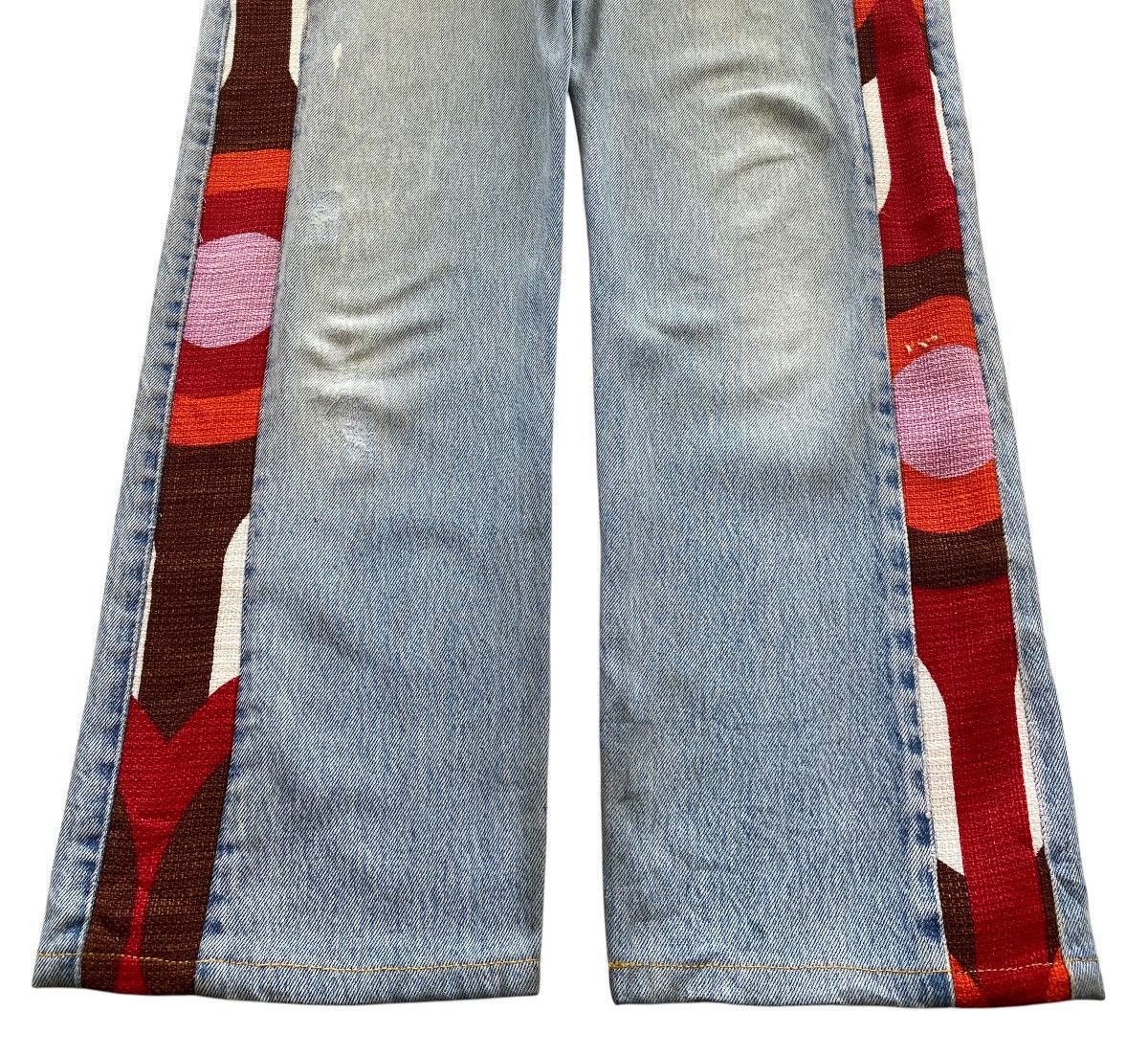 Levi's Levi’s Light Wash Abstract Lines Style Straight Leg Jeans Size US 30 / EU 46 - 5 Thumbnail