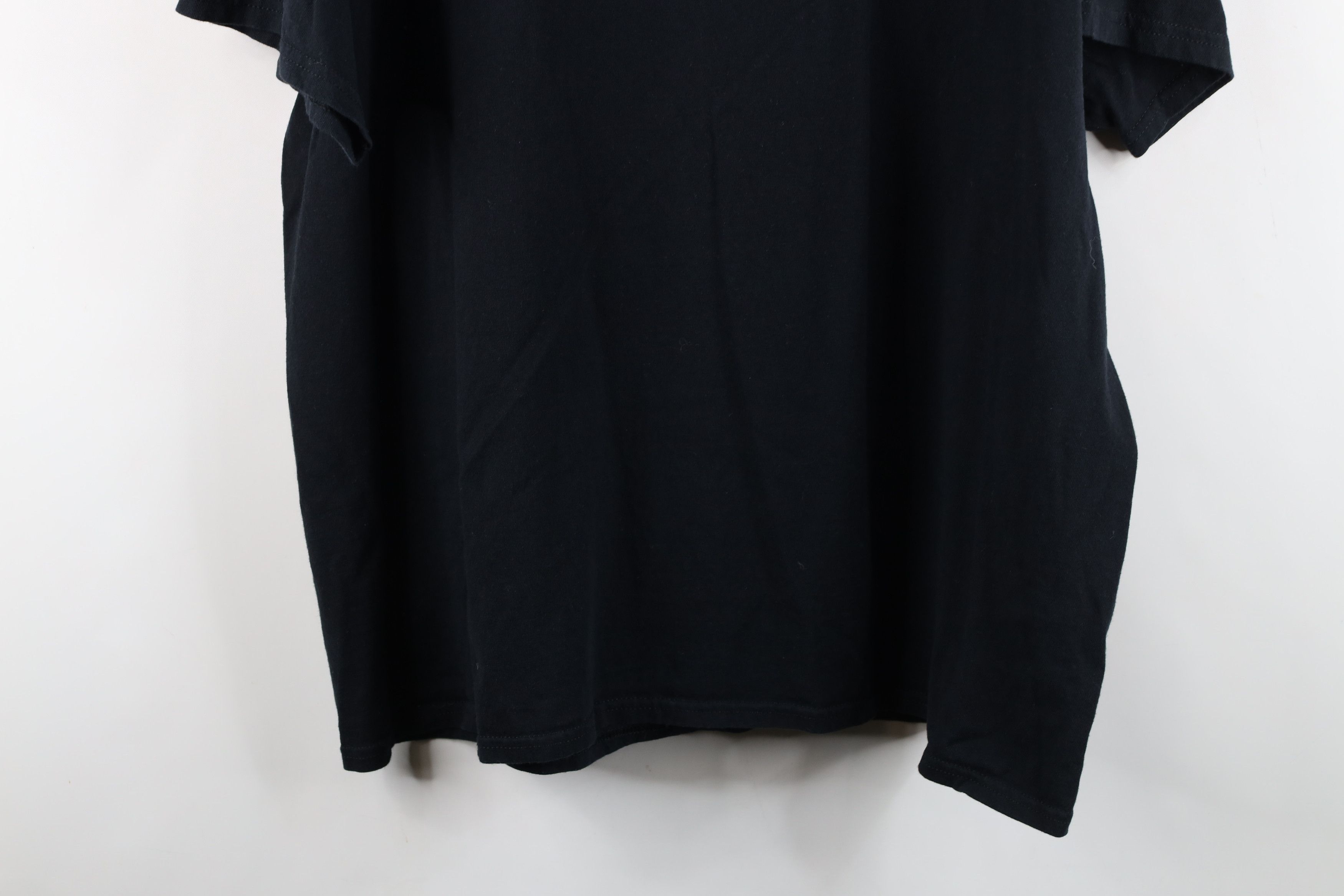 Vintage Vintage Y2K Retro Smiley Face Nirvana Band T-Shirt Black Size US XXL / EU 58 / 5 - 14 Thumbnail