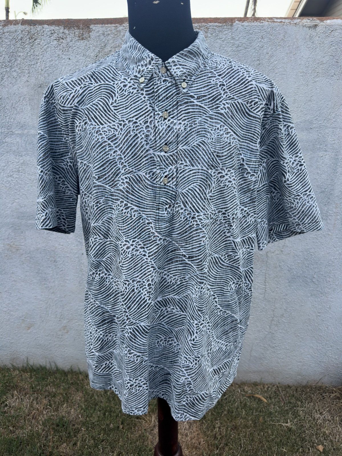 Reyn Spooner PreOwned Reyn Spooner Classic Hawaiian Print Men's XL Size US XL / EU 56 / 4 - 1 Thumbnail