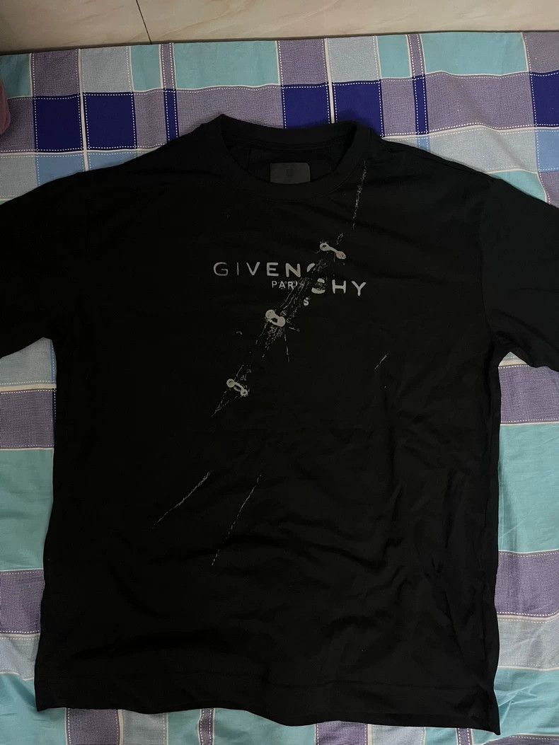 Givenchy Givenchy Black short-sleeved T-shirt, XS size Size US XS / EU 42 / 0 - 1 Thumbnail