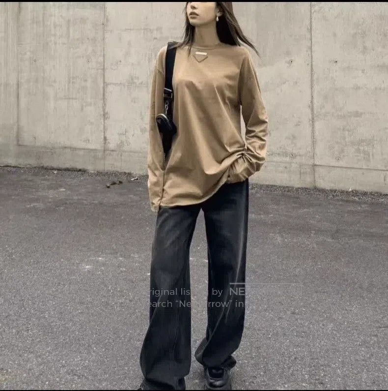 Prada Prada Khaki triangle long-sleeved T-shirt Size S / US 4 / IT 40 - 1 Thumbnail