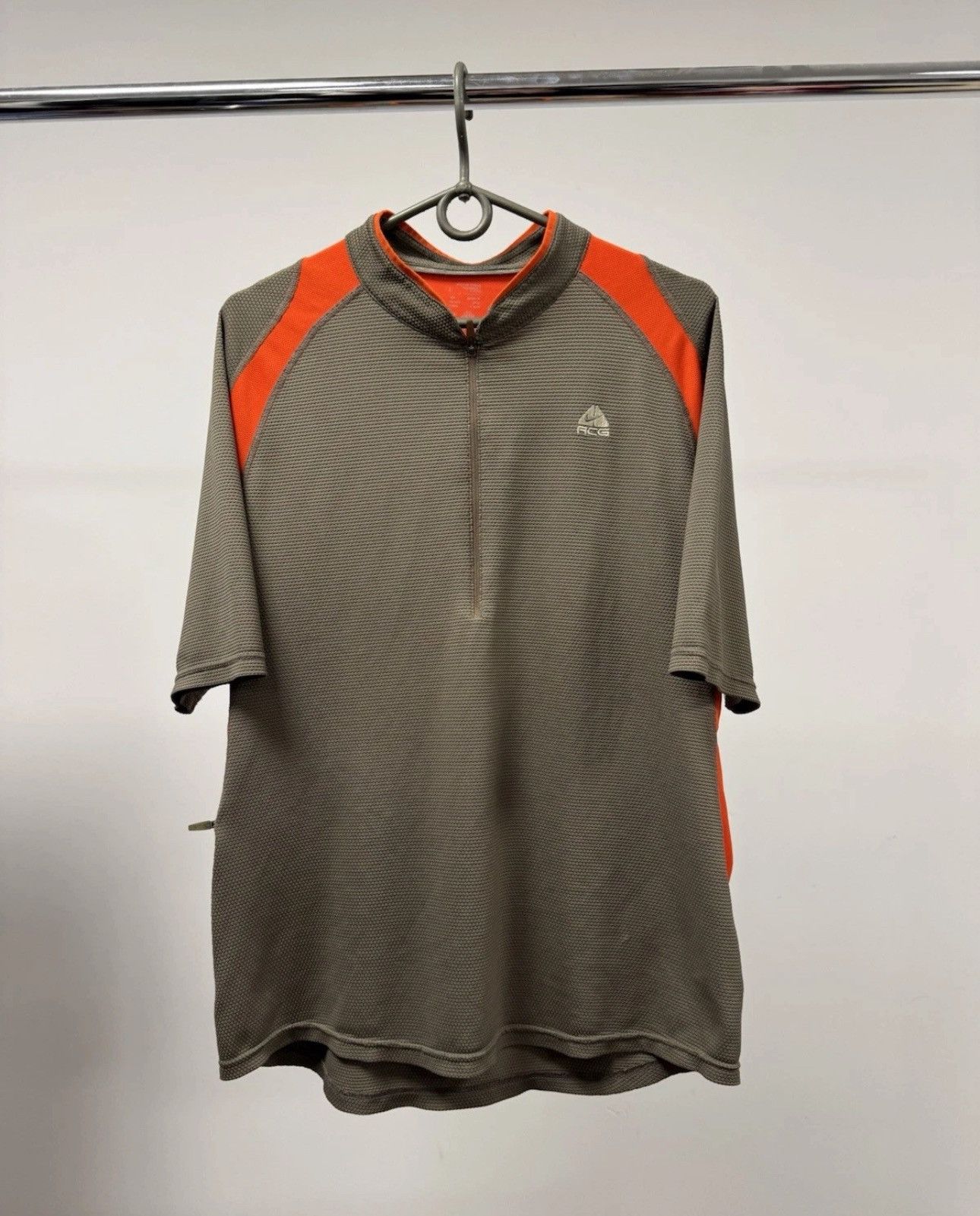Nike ACG NIKE ACG T-Shirt Bike Velo Jersey Cycling Padded Vintage Size US L / EU 52-54 / 3 - 1 Thumbnail