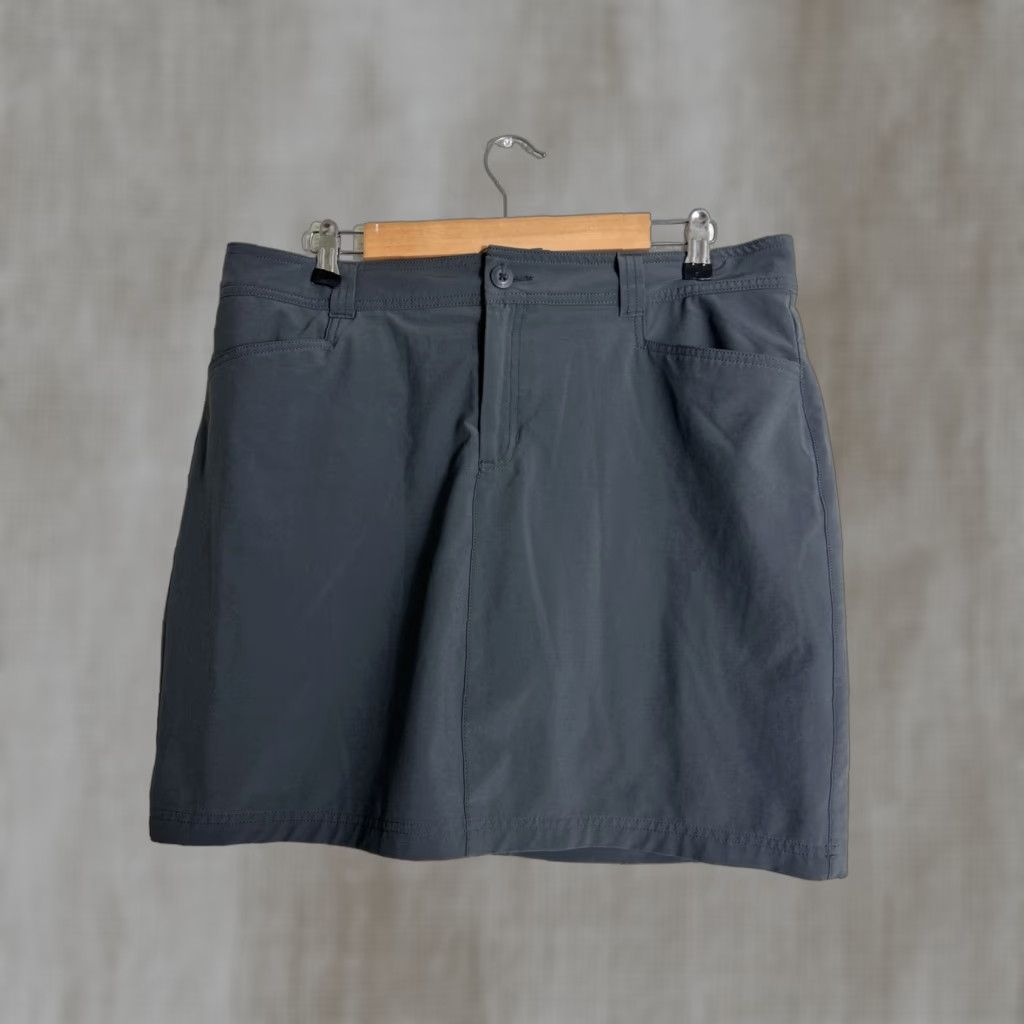 Eddie Bauer Eddie Bauer Women’s Skort Gray 12 Nylon 36x19 Activewear Size ONE SIZE - 1 Thumbnail