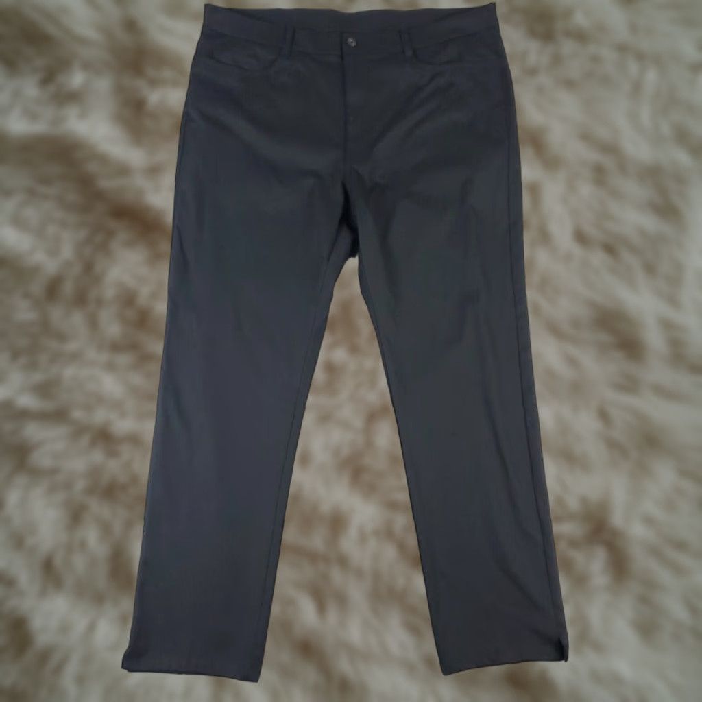 Callaway Callaway Chino Pants Mens 36x30 Black Flat Front Casual Trousers Size US 36 / EU 52 - 1 Thumbnail