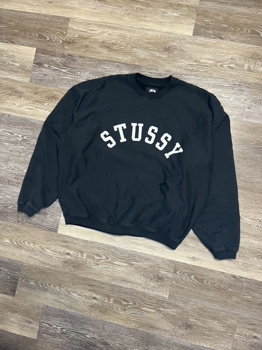 Stussy Relaxed Fit Black Faded Stussy College Varsity Crewneck Size US XL / EU 56 / 4 - 1 Thumbnail