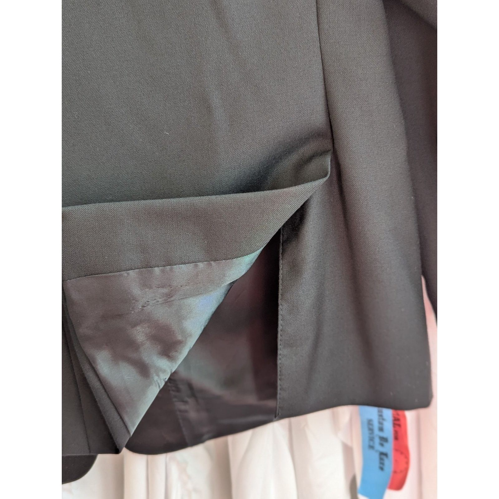 Calvin Klein Tuxedo Jacket Size 42S 100% Wool 2 Button Notch Lapel Size 42S - 16 Thumbnail