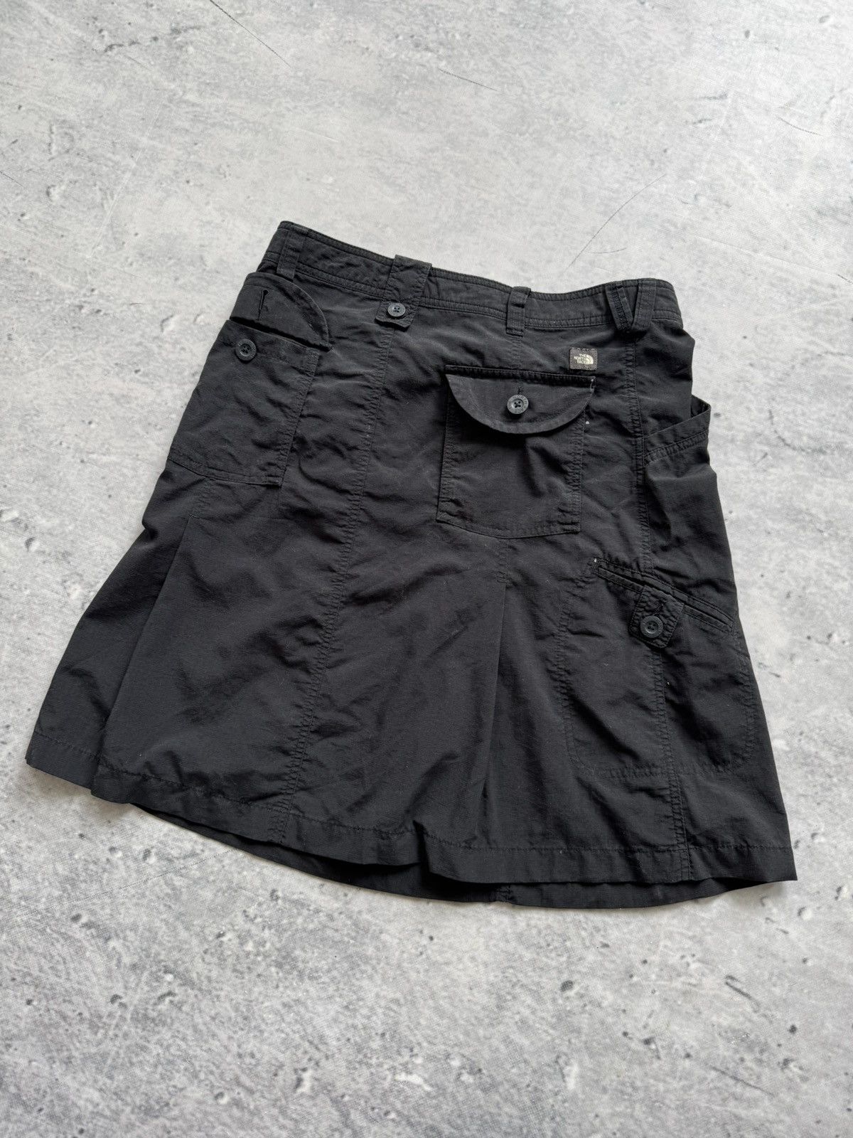 The North Face × Vintage OUTDOOR VINTAGE THE NORTH FACE SKIRT BLACK Size 30" / US 8 / IT 44 - 2 Thumbnail