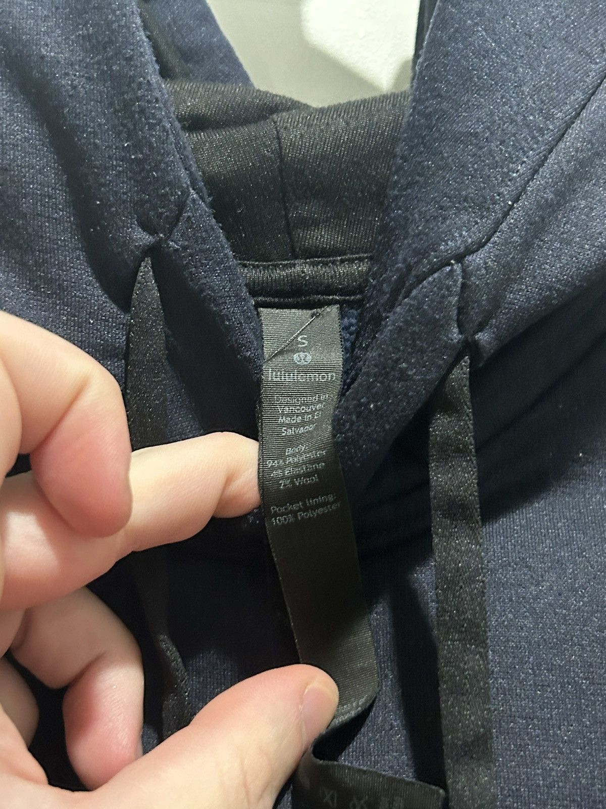 Lululemon Lululemon Navy Hoodie Outerwear Size US S / EU 44-46 / 1 - 2 Thumbnail