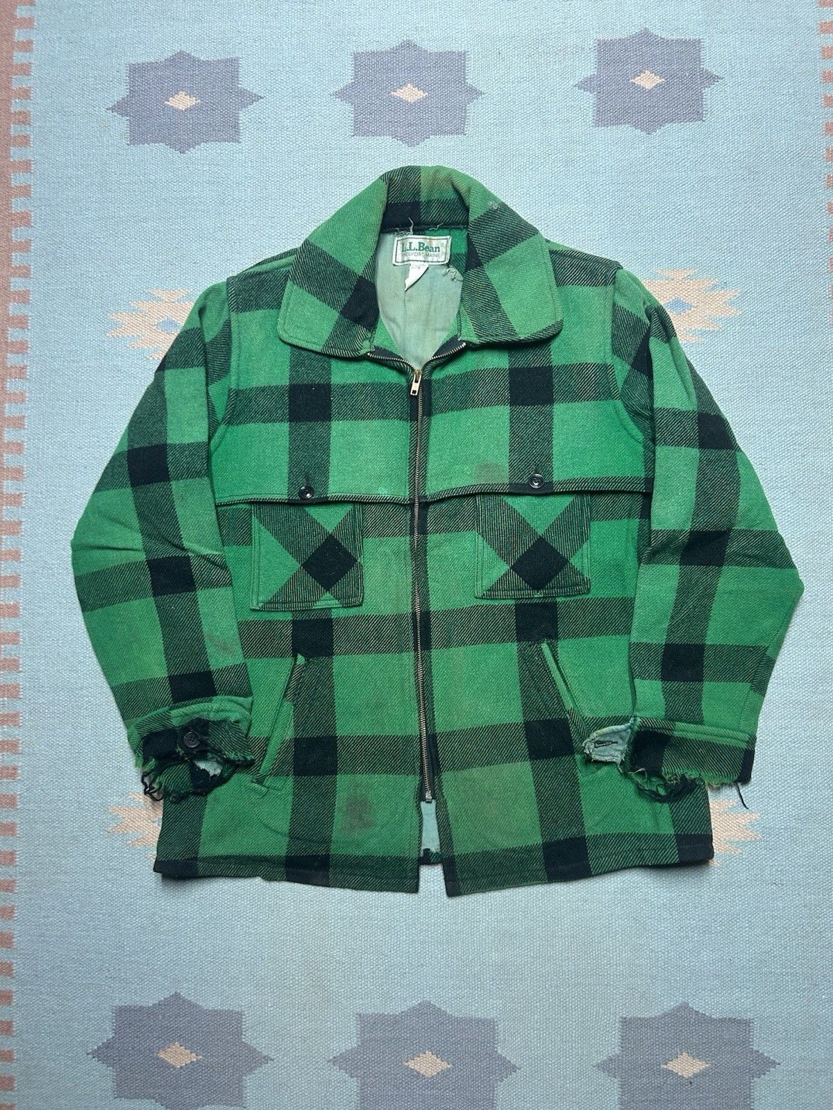 Vintage 80s LL Bean wool cruiser jacket buffalo plaid distressed L Size US L / EU 52-54 / 3 - 1 Thumbnail