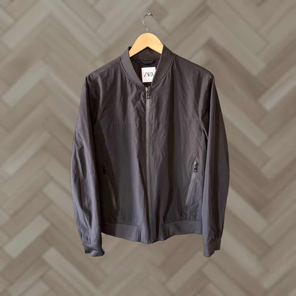 Zara Zara Jacket Windbreaker Softshell Black L Womens Full Zip 26in 22in Pit to Pit Size L / US 10 / IT 46 - 1 Thumbnail