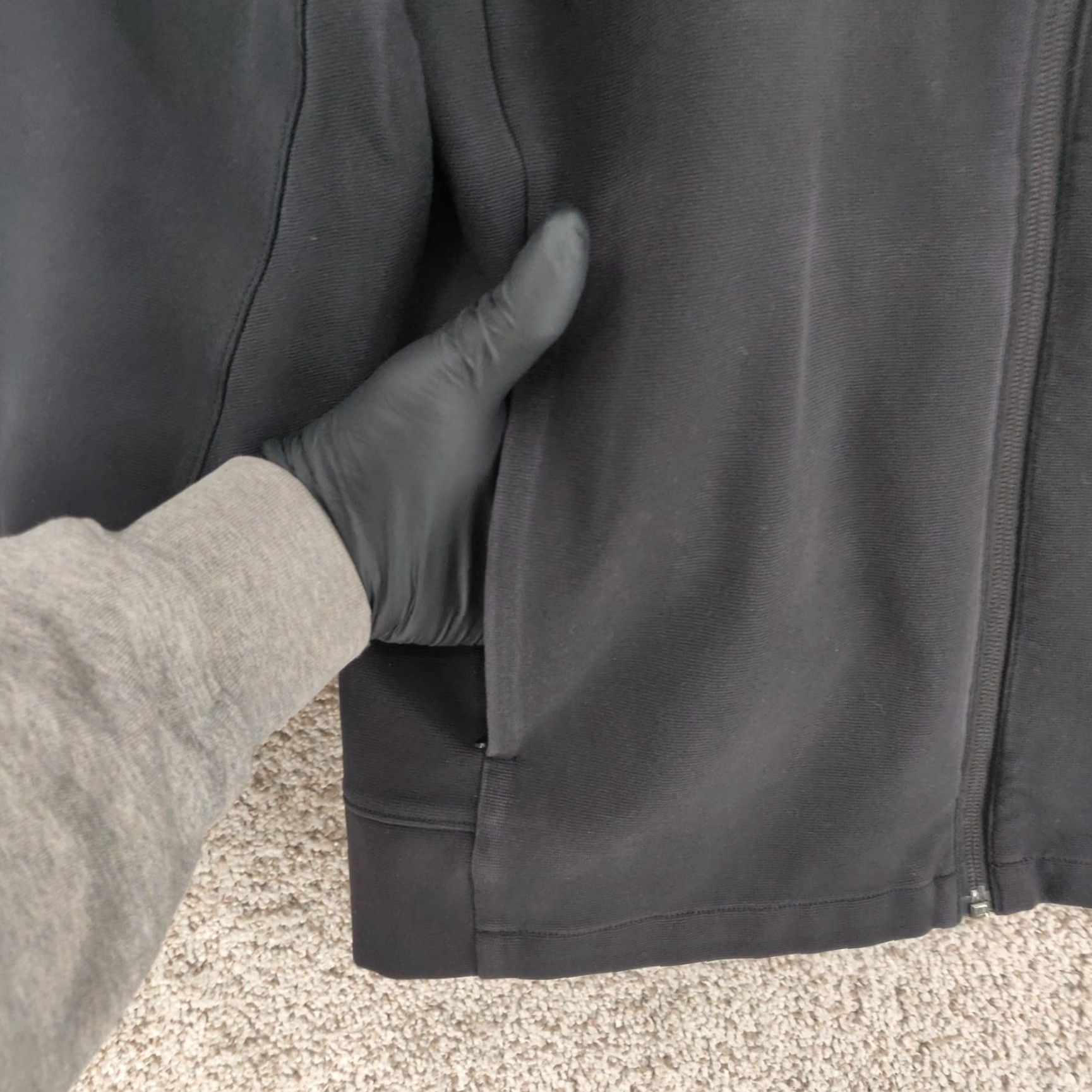 Lululemon Lululemon Sojourn Jacket Mens Small Black Full Zip Pockets Performance Size US S / EU 44-46 / 1 - 4 Thumbnail