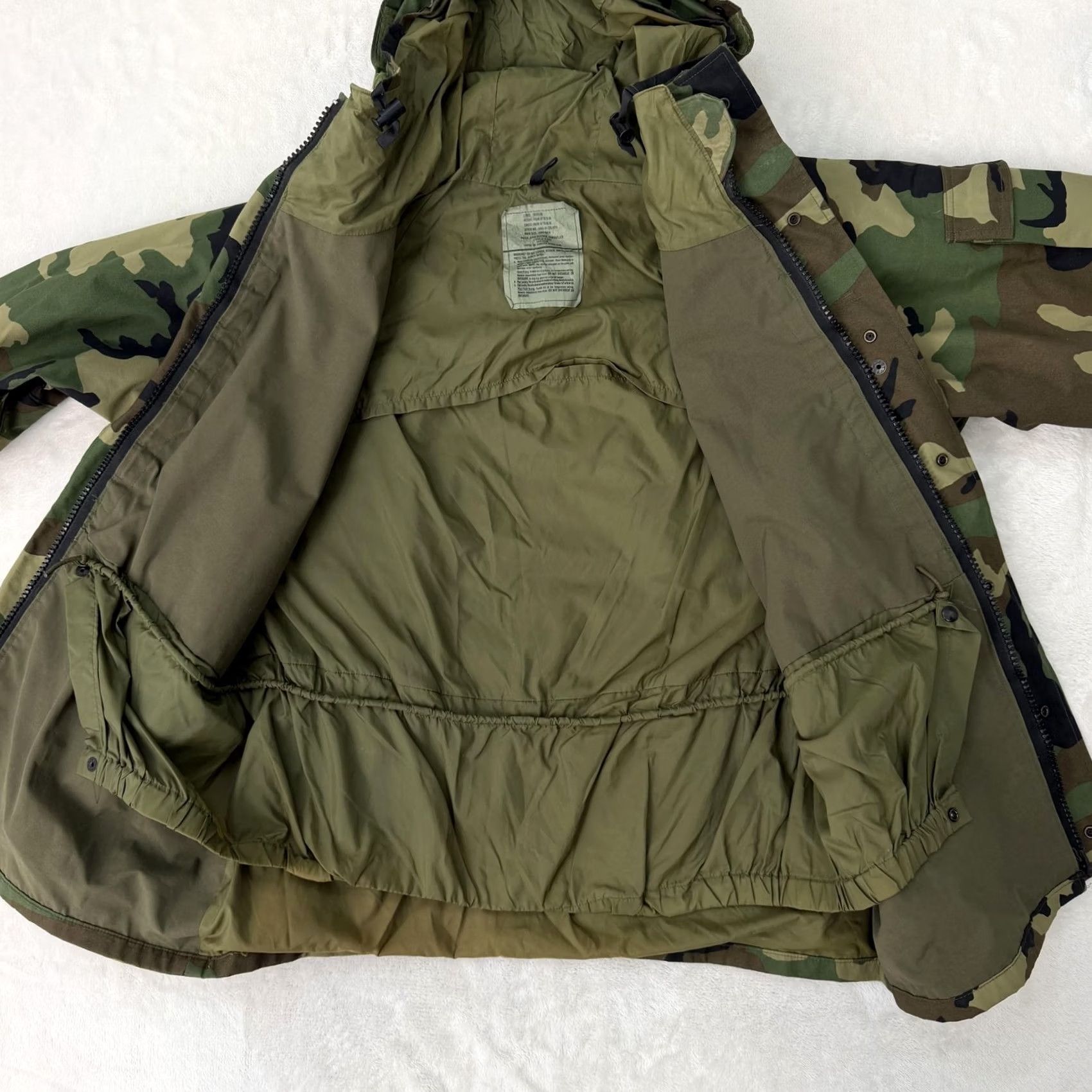 Vintage VINTAGE US Military Tennessee Corp Jacket Mens Large Camouflage Hooded Insulated Waterproof Parka Coat Size US L / EU 52-54 / 3 - 7 Thumbnail