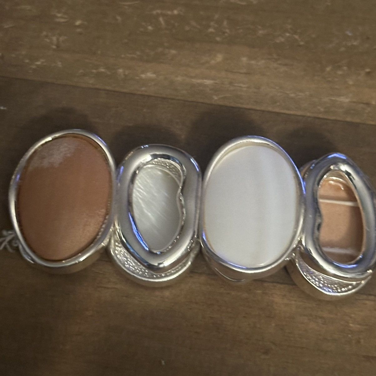 Other Silver tone oval link mother of pearl &wood stretch bracelet Size ONE SIZE - 4 Thumbnail