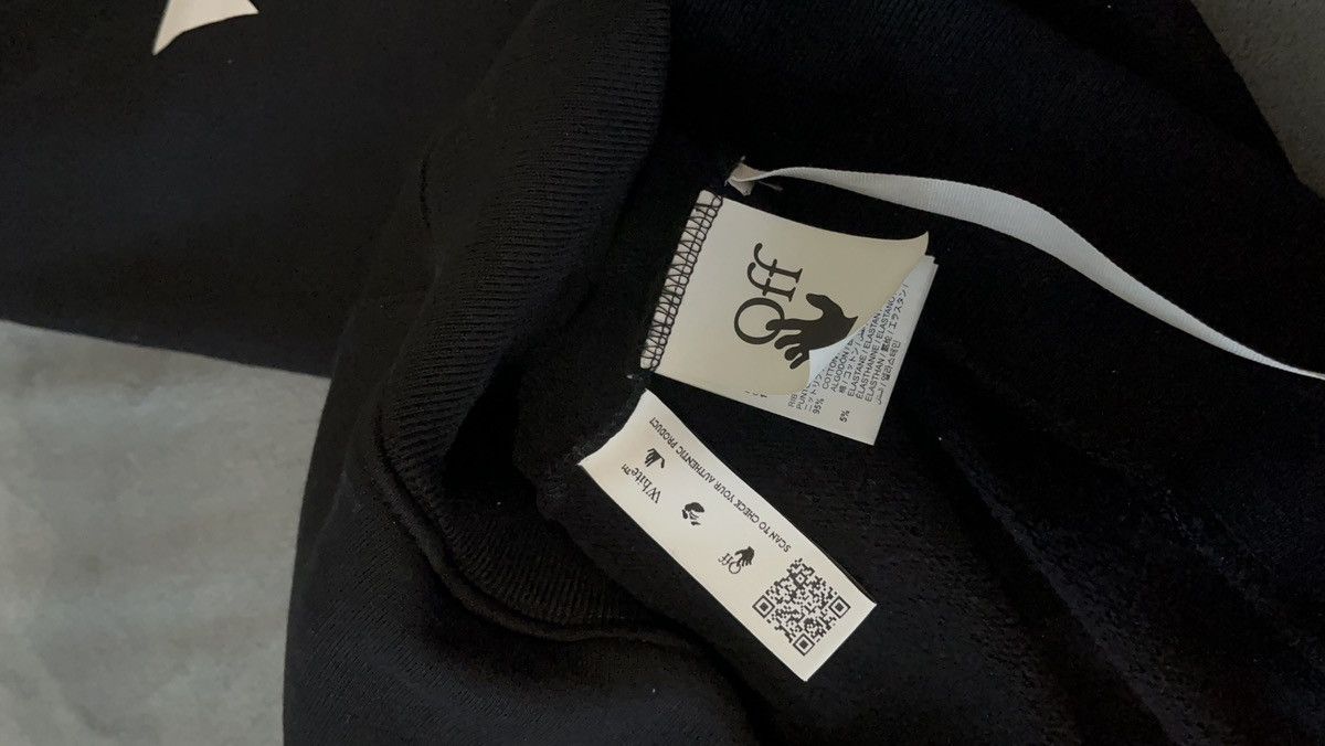 Off-White Off-White Diagonal Helvetica Hoodie Size US L / EU 52-54 / 3 - 5 Thumbnail
