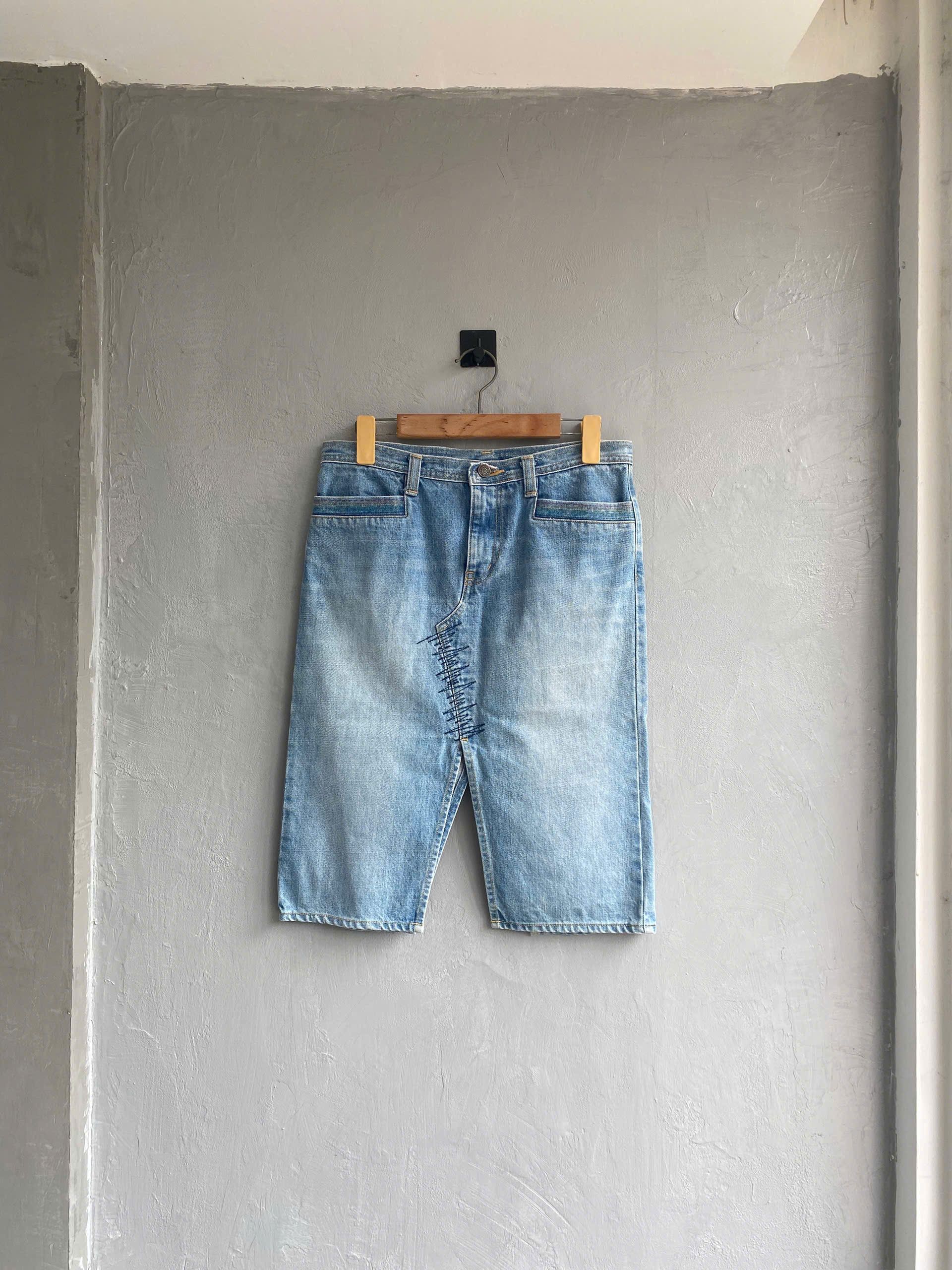 Hysteric Glamour HYSTERIC GLAMOUR 2000s Zigzag Stitch Denim Skirt Size 30" / US 8 / IT 44 - 2 Thumbnail