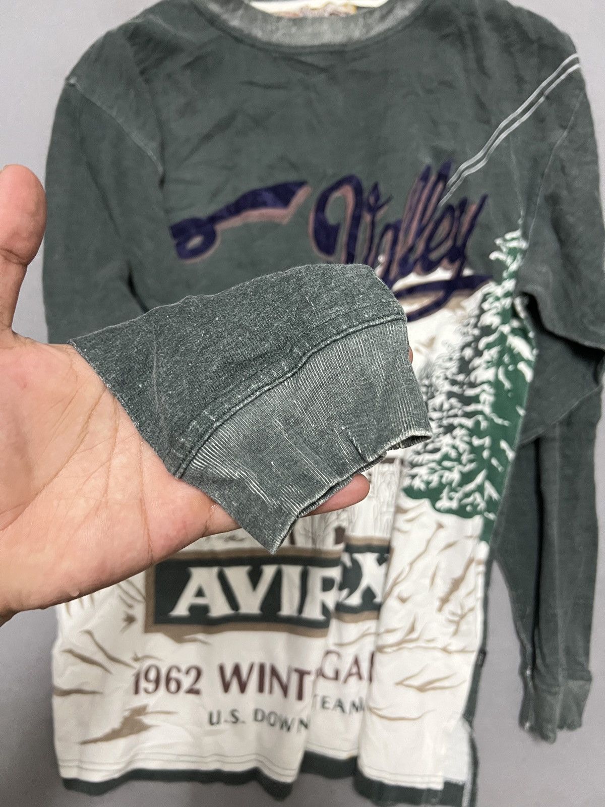 Avirex 627. Vintage 90s Avirex Squaw Valley L/S Tee (rare) Size US M / EU 48-50 / 2 - 4 Thumbnail