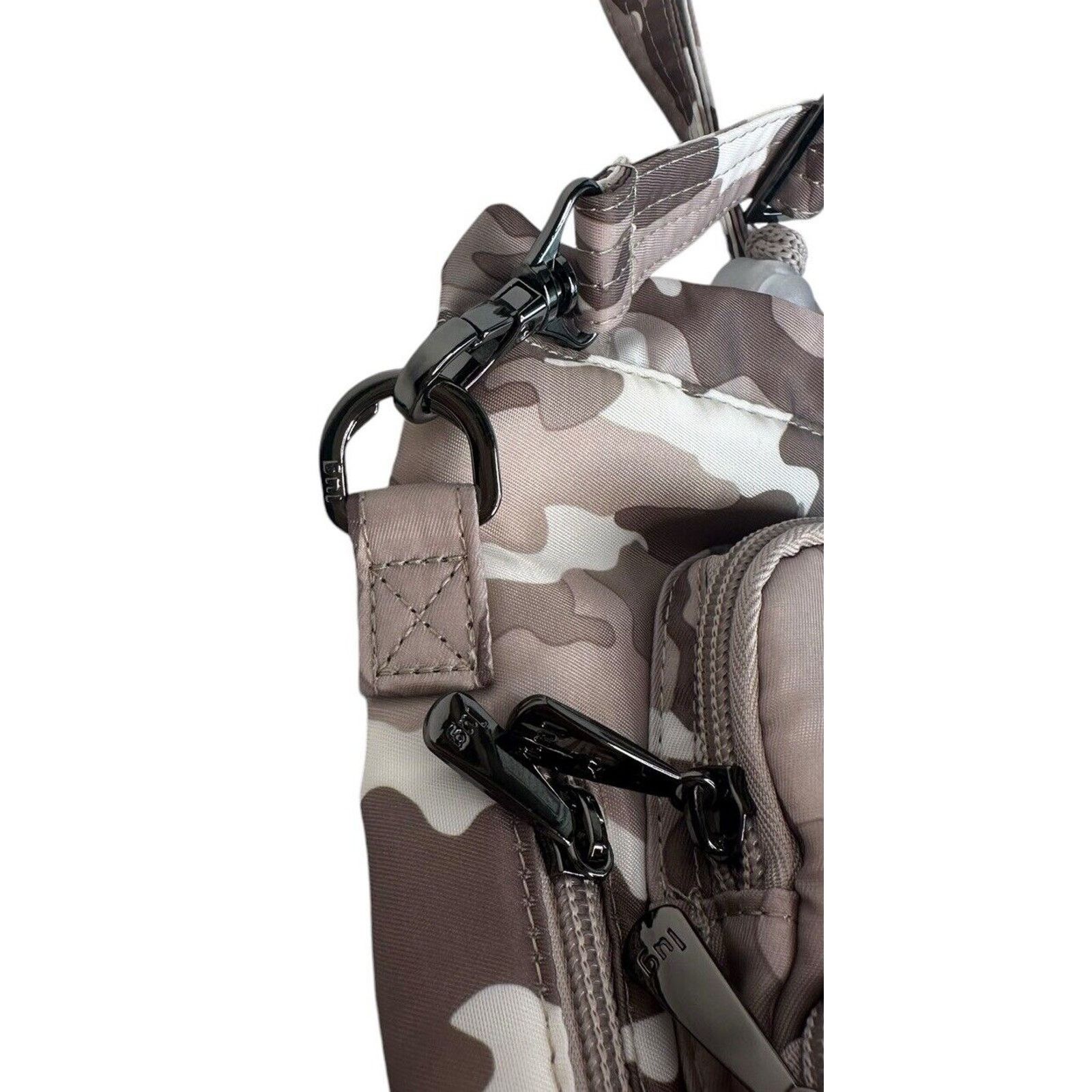 Other Lug Insulated Crossbody Water Bottle Bag Huggie SE Camo Size ONE SIZE - 6 Thumbnail