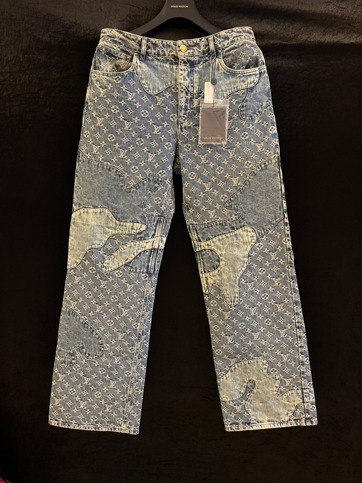 Denim Jeans Observer on X:  Louis Vuitton 2022  Resort Cruise Mens Collection #LouisVuitton #VirgilAbloh #Nigo #patchwork # denim #jeans #denimondenim #drip #patches #corduroy #denimjacket  #jeanjacket #monogram #duffel #handbag