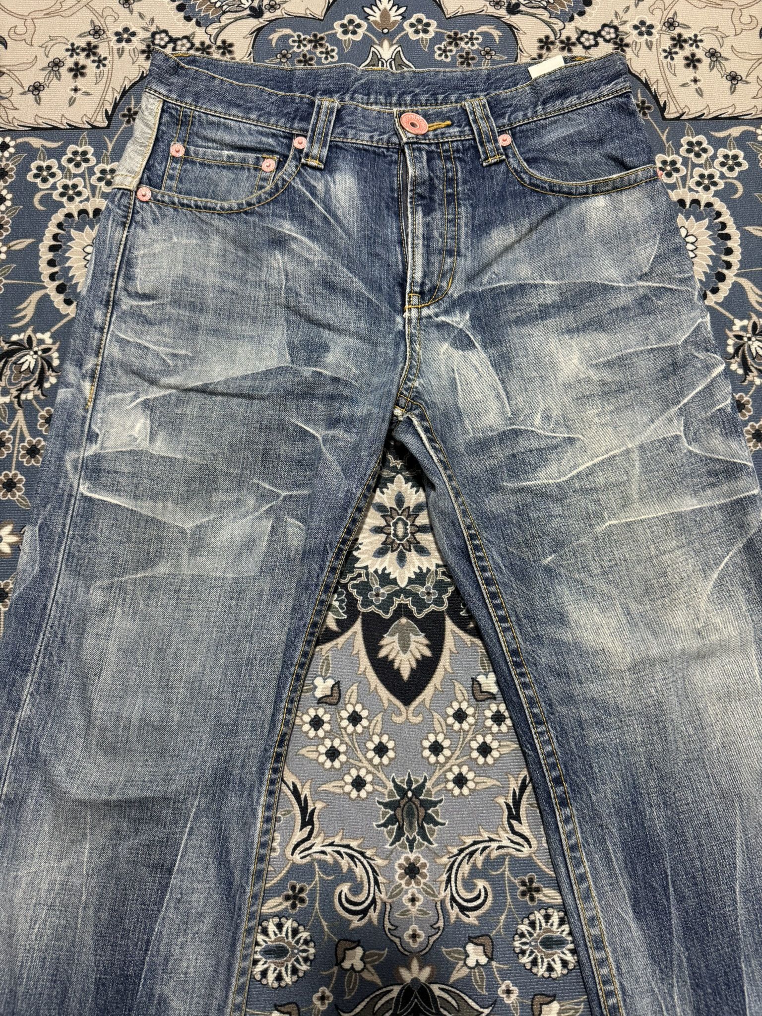 20471120 × Beauty Beast × General Research Japanese Brand Co & Lu 56 Evisu Diacock Distressed Jeans Size US 30 / EU 46 - 4 Thumbnail