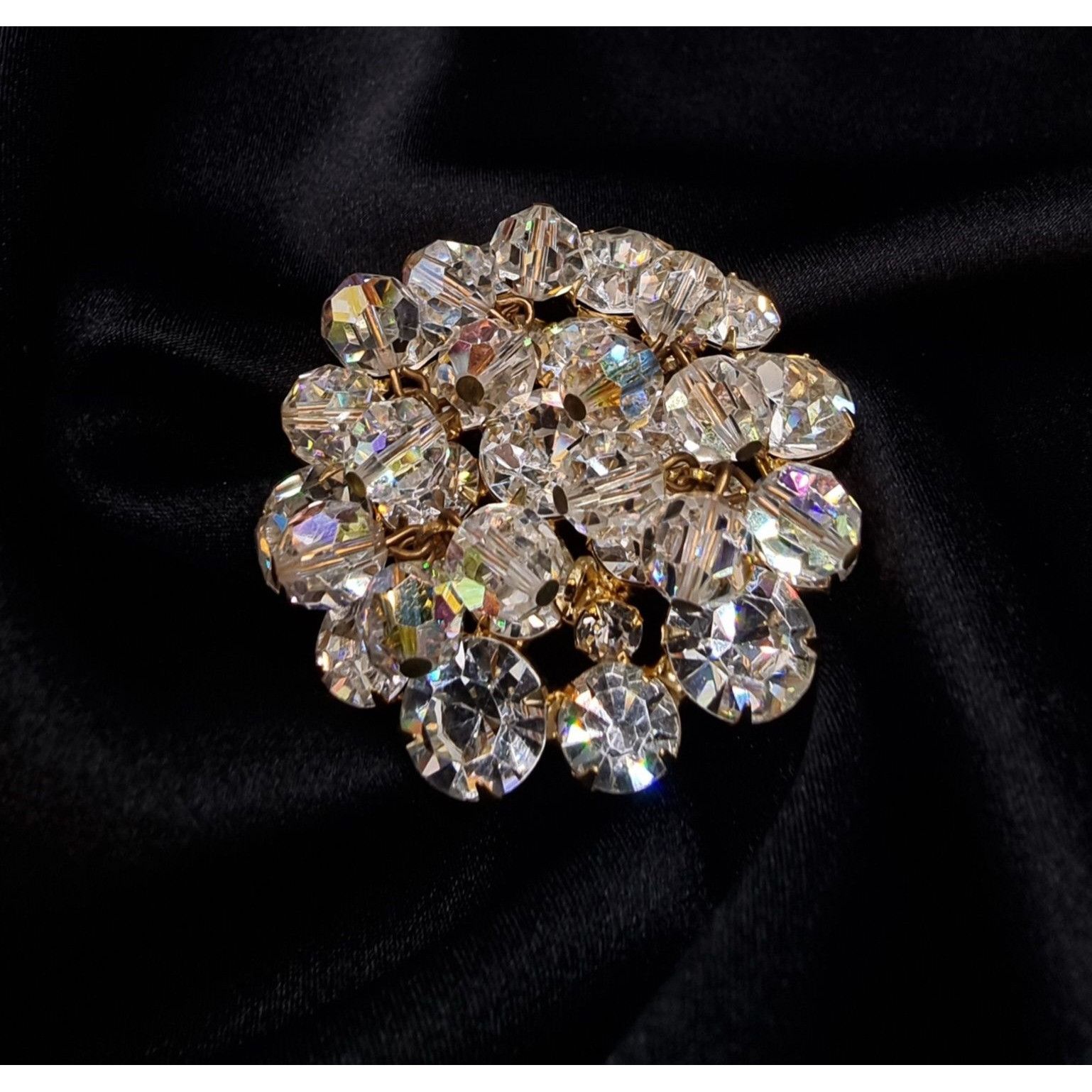 Vintage Vintage 1960s JULIANA Aurora Borealis Crystal Gold-Tone Roun Size ONE SIZE - 2 Thumbnail