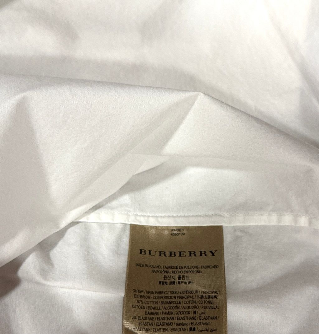 Burberry Burberry White Shirt Scalloped Shirt, size 2 Size XS / US 0-2 / IT 36-38 - 6 Thumbnail
