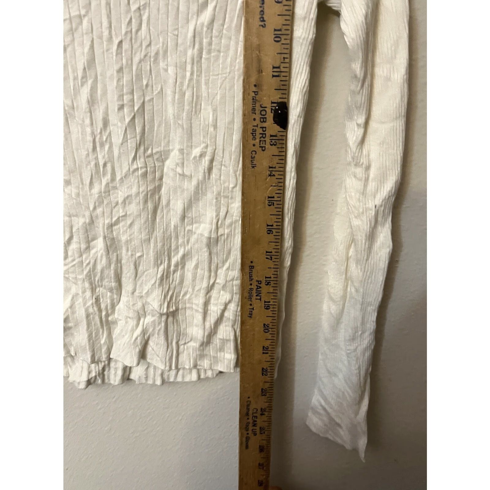 Express Express Women’s Size Large White Round Neck Sweater Long Sleeve Size L / US 10 / IT 46 - 4 Thumbnail