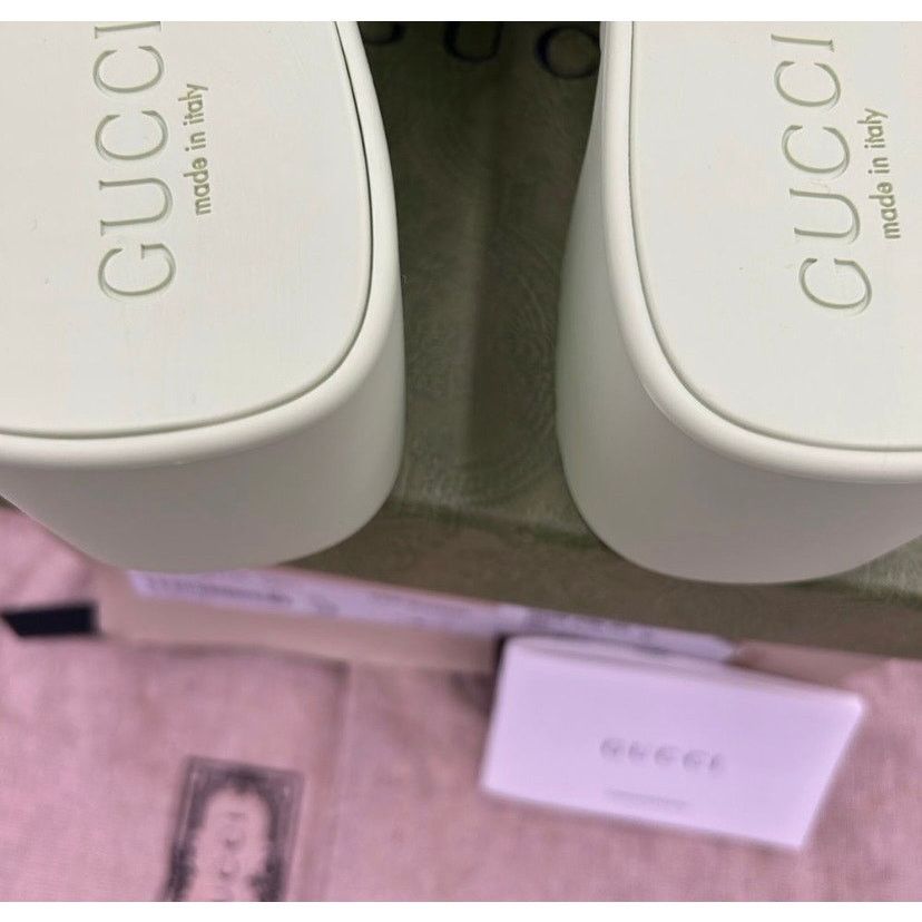 Gucci Women’s Gucci, clog, rubber sandals, size 35 made in Italy Size US 5 / IT 35 - 10 Thumbnail