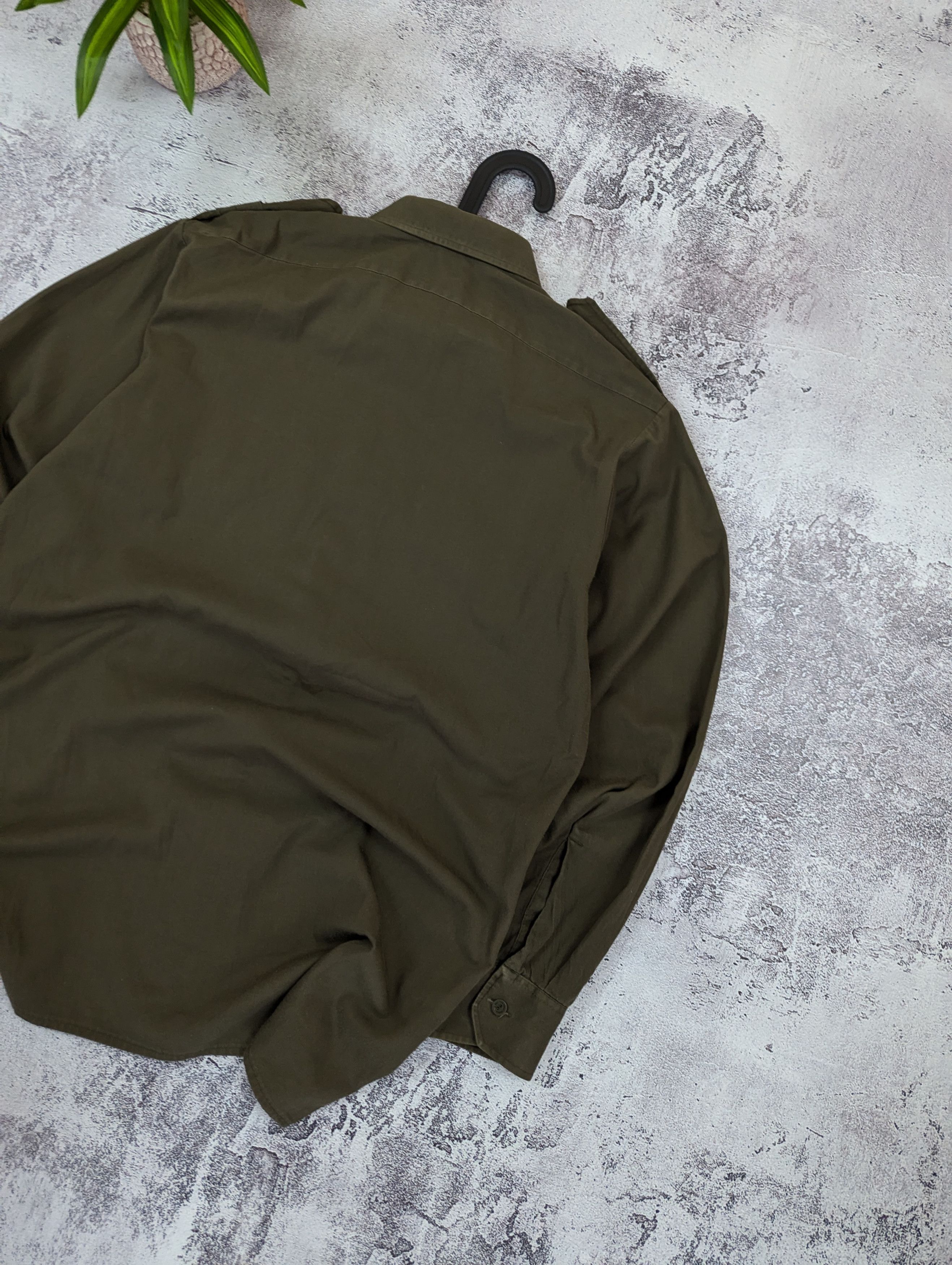 Vintage Vintage 1985 Austrian Army Shirt M/L Size US M / EU 48-50 / 2 - 19 Thumbnail