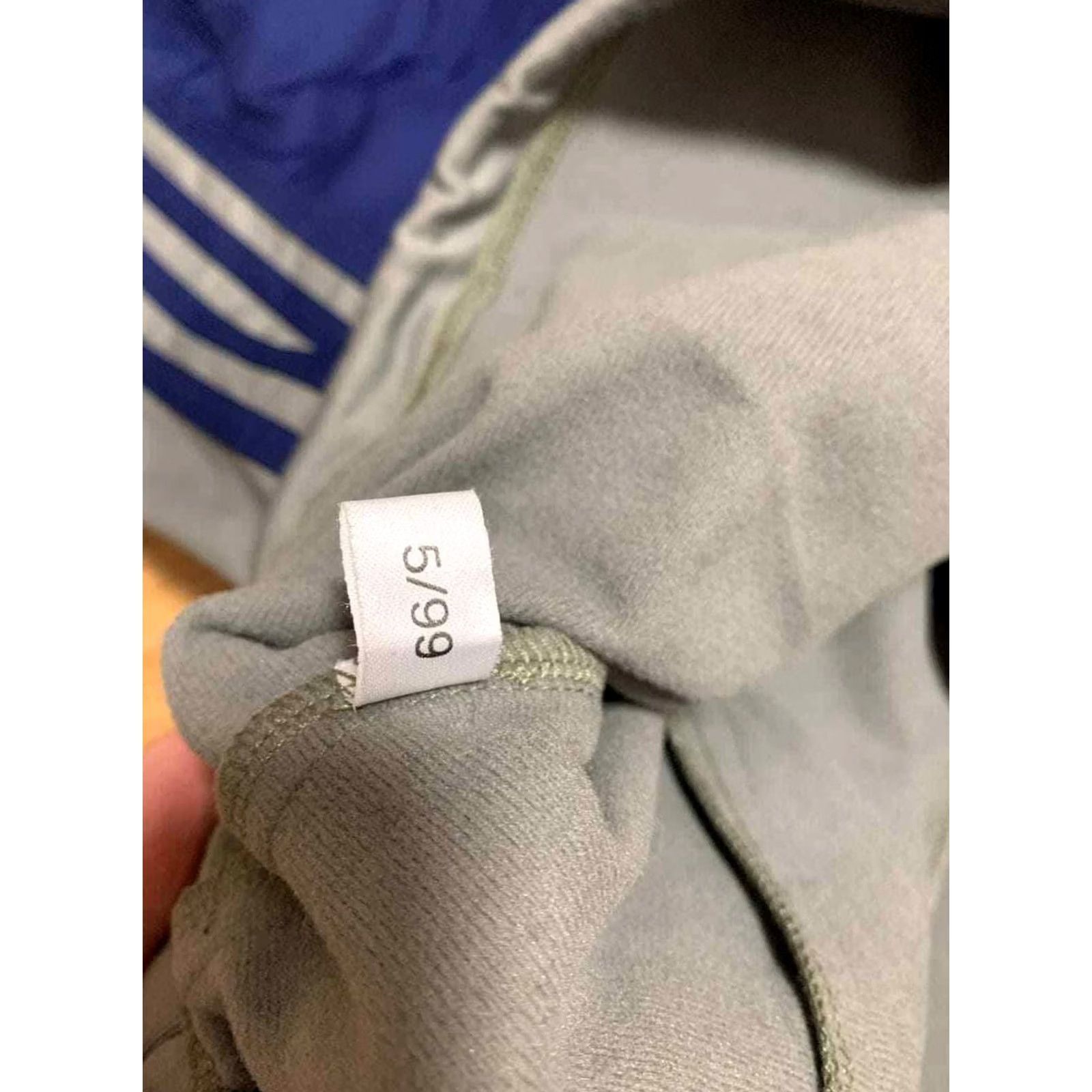 Adidas VINTAGE adidas Hooded Jacket Track Top Big Logo Men L Olive 100% Polyester Full Zip Jacket Tracks Mens Size US L / EU 52-54 / 3 - 8 Thumbnail