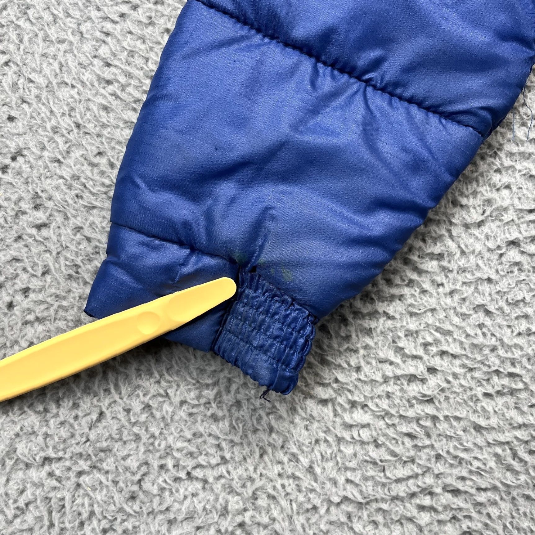 Vintage VINTAGE Kmart Puffer Jacket Mens Large Blue Water Repellent Quilted Nylon 90s Size US L / EU 52-54 / 3 - 5 Thumbnail