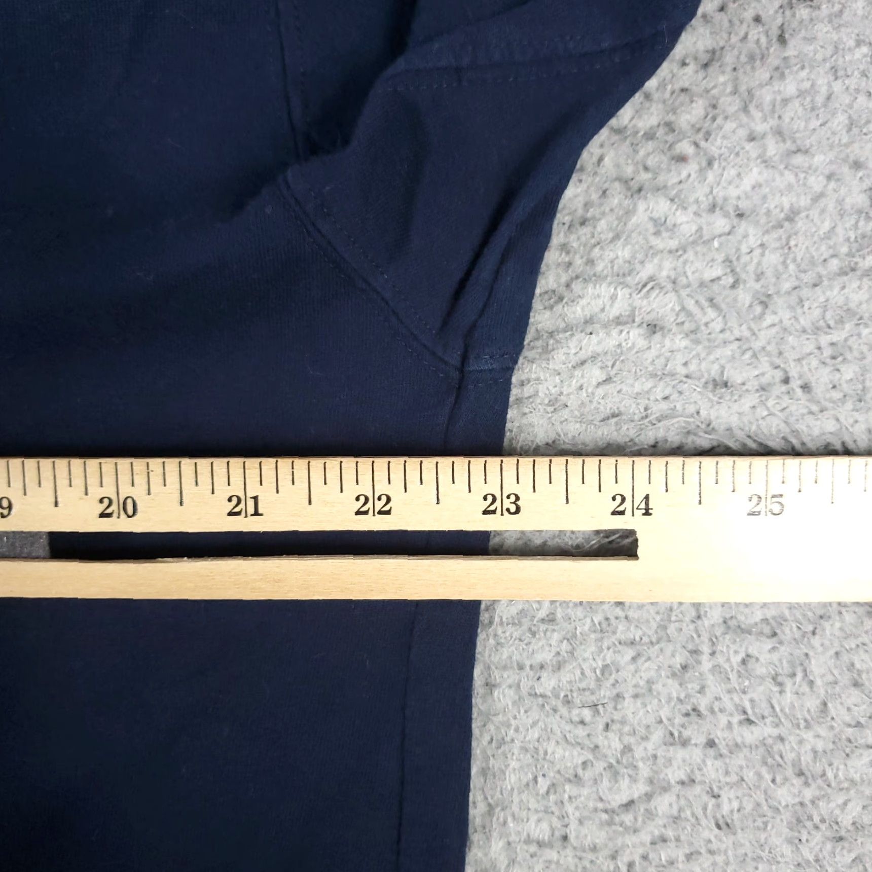 Champion Champion T Shirt Mens XL Navy Blue Long Sleeve Crew Neck Cotton Logo Modern Sports Shirt Mens XL Navy Blue Size US XL / EU 56 / 4 - 7 Thumbnail
