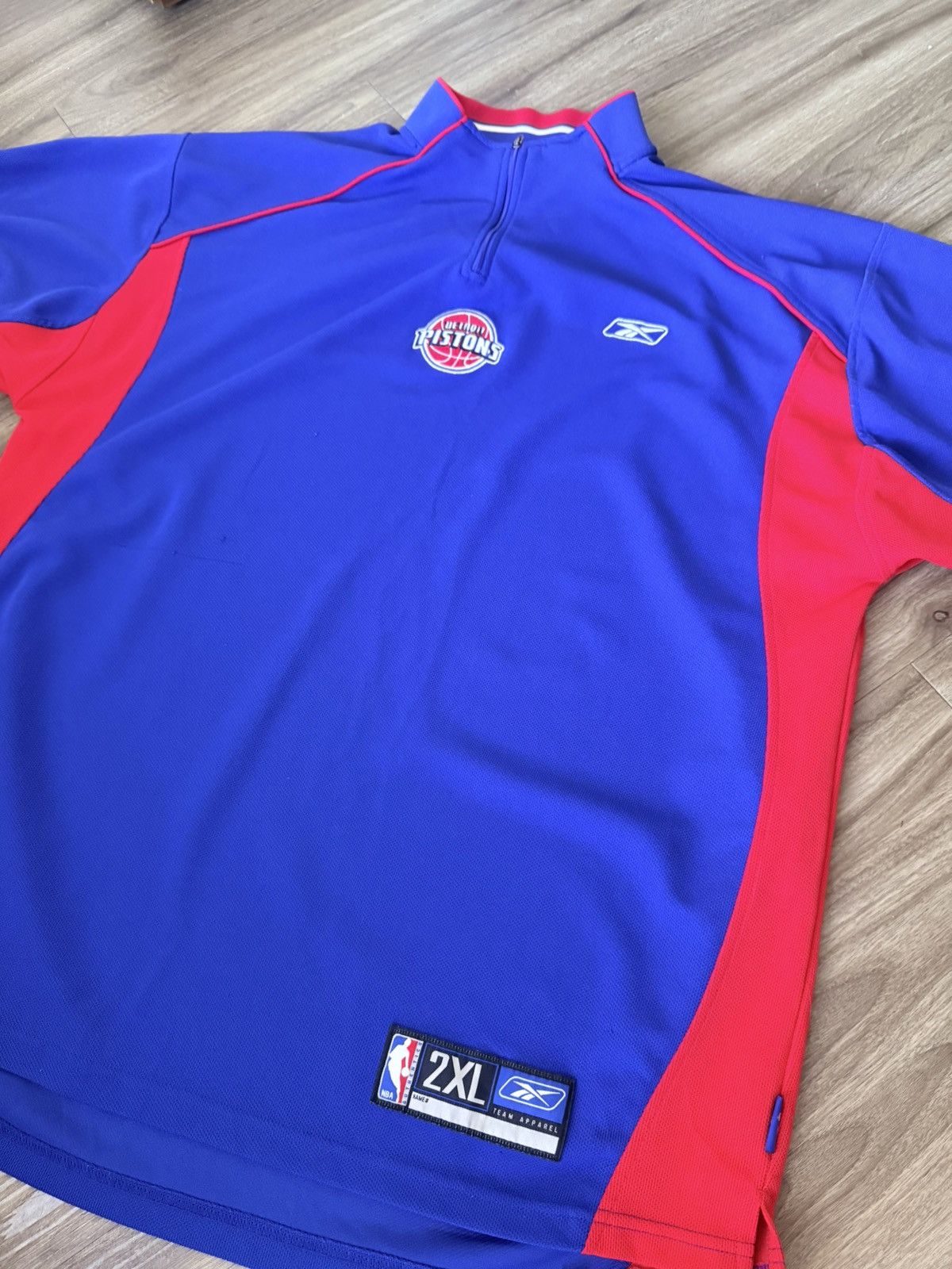 Reebok THROWBACK AUTHENTIC REEBOK DETROIT PISTONS SHOOTING SHIRT Size US XXL / EU 58 / 5 - 2 Thumbnail
