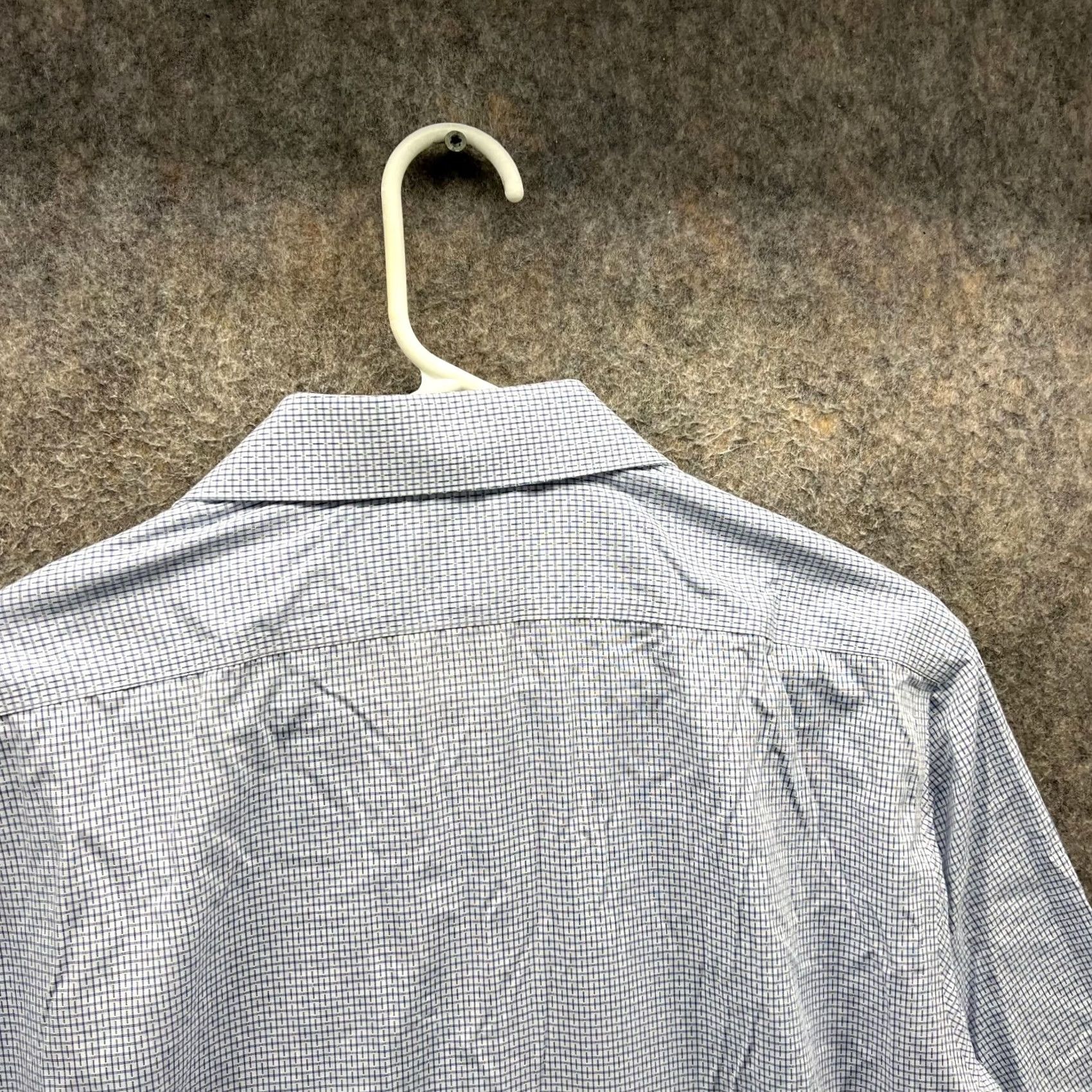 Calvin Klein VINTAGE Calvin Klein Shirt Mens 16 White Grey Button Down Performance Patterned Slim Size US L / EU 52-54 / 3 - 4 Thumbnail