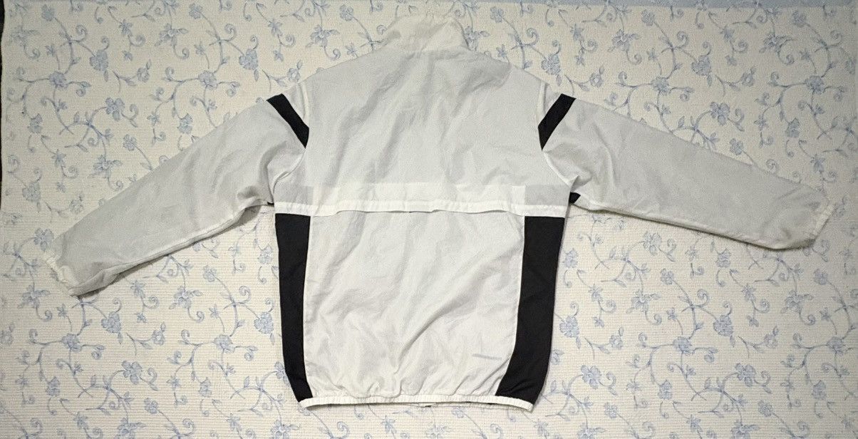 Asics Asics Windbreaker Zipper Light Jacket Streetwear Size US L / EU 52-54 / 3 - 8 Thumbnail