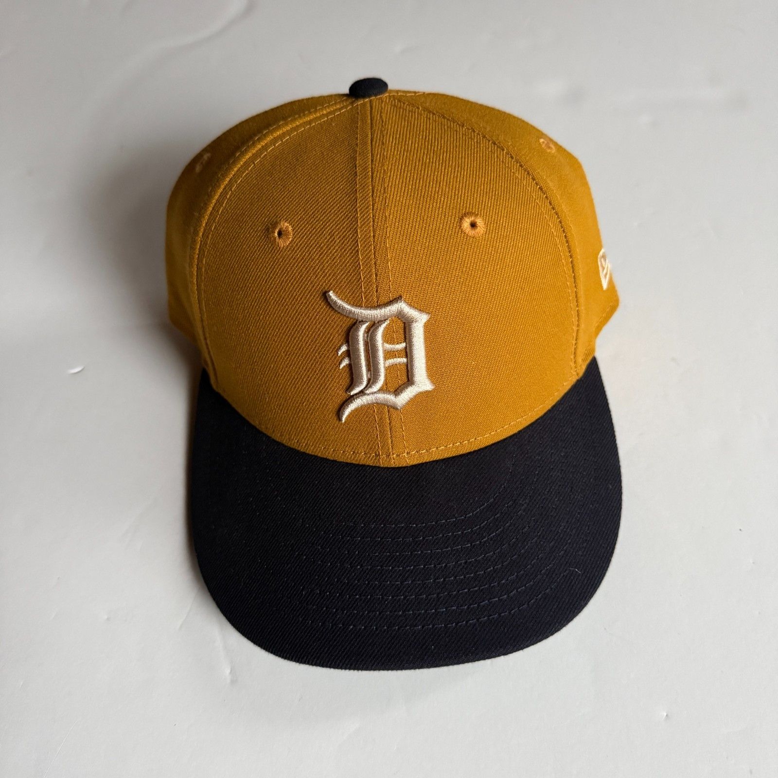 New Era Detroit Tigers New Era Vintage Gold 59FIFTY Fitted Hat 7 1/2 Size ONE SIZE - 1 Thumbnail