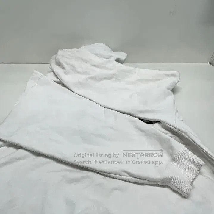 Balenciaga Balenciaga White Logo Hoodie for Men. Size US S / EU 44-46 / 1 - 7 Thumbnail