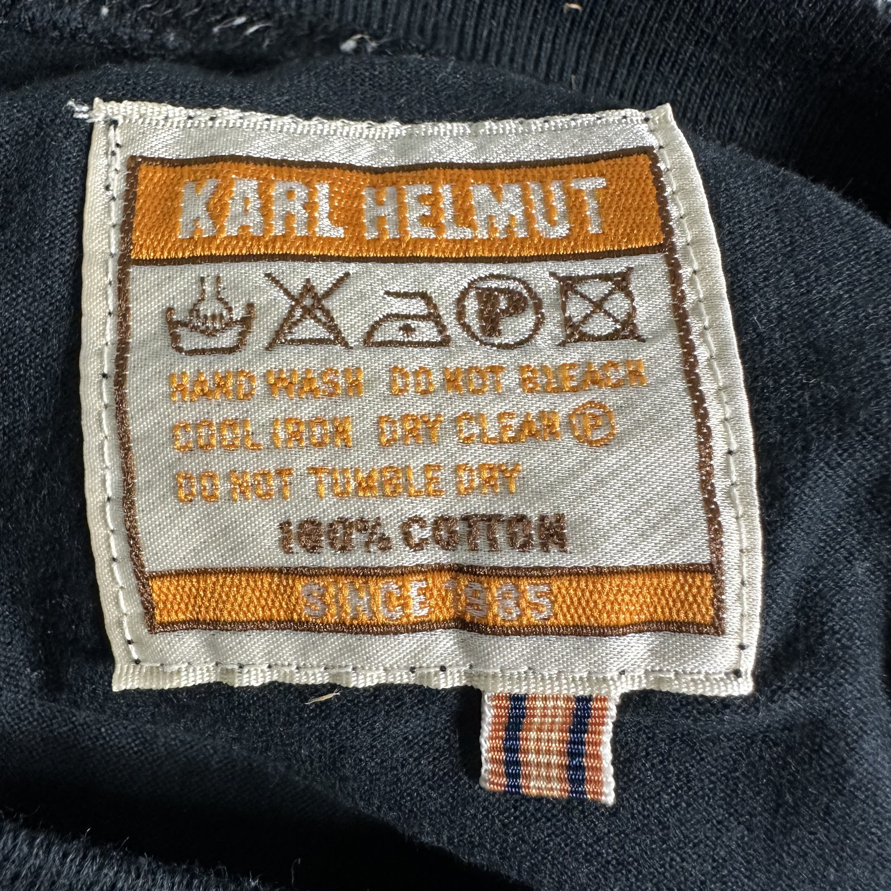 Karl Helmut 🔥RARE🔥Vintage Karl Helmut Spell Out T-shirt Size US L / EU 52-54 / 3 - 5 Thumbnail