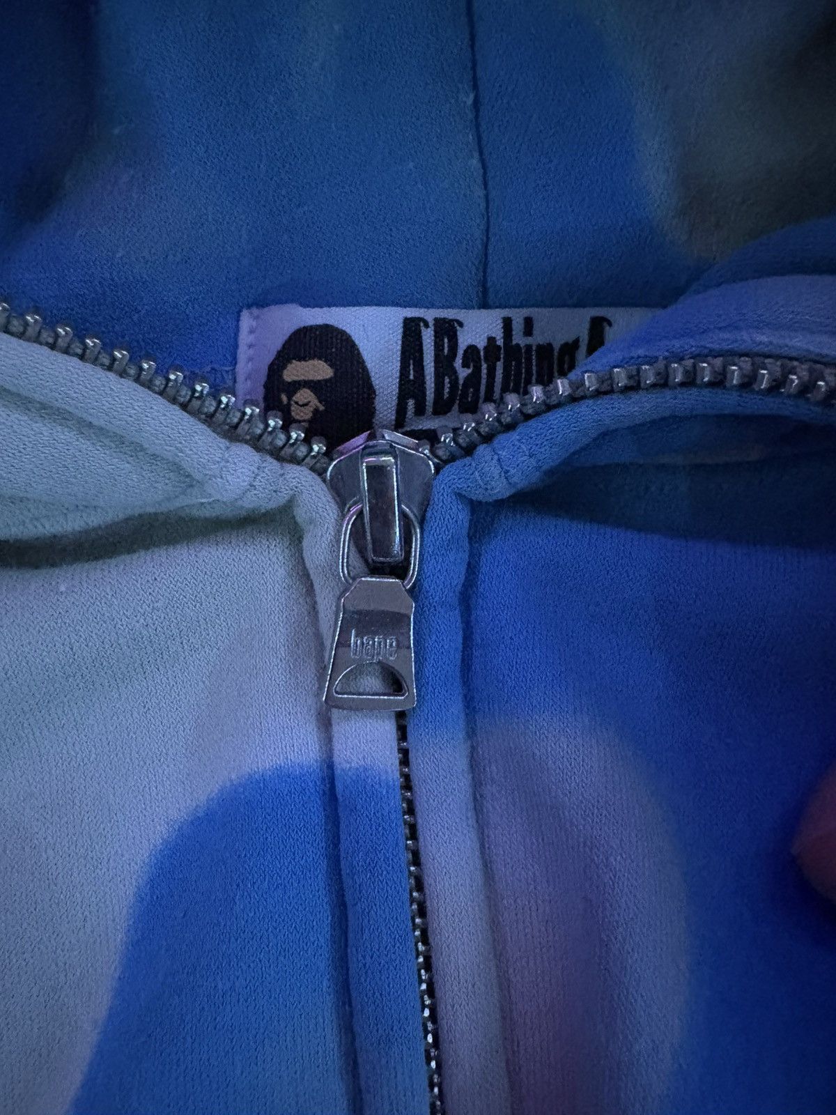 Bape Bape Liquid Camo Shark Full Zip Hoodie Size US S / EU 44-46 / 1 - 4 Thumbnail