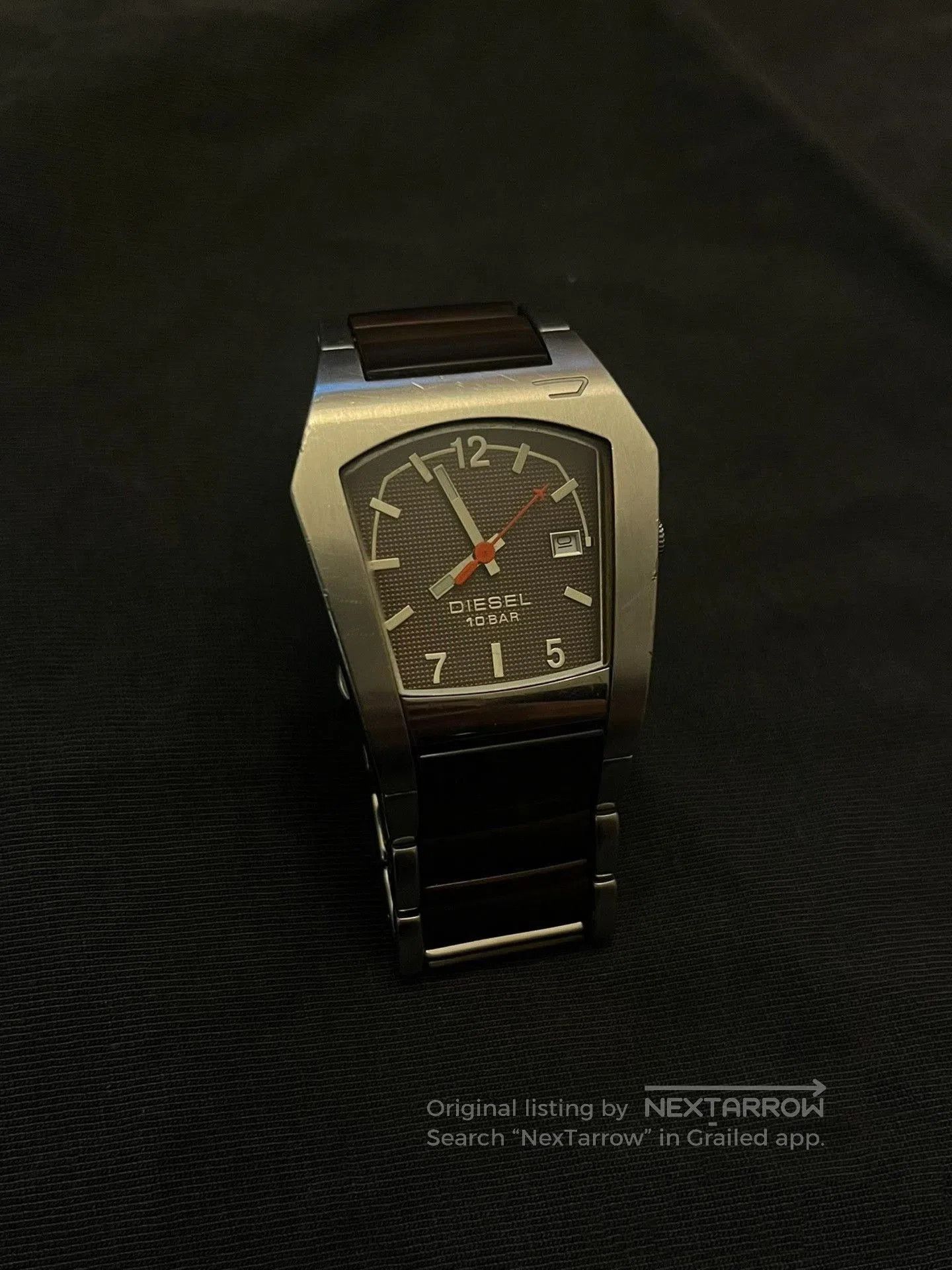 Diesel Diesel Vintage 00s Barrel Shield Watch. Size ONE SIZE - 1 Thumbnail