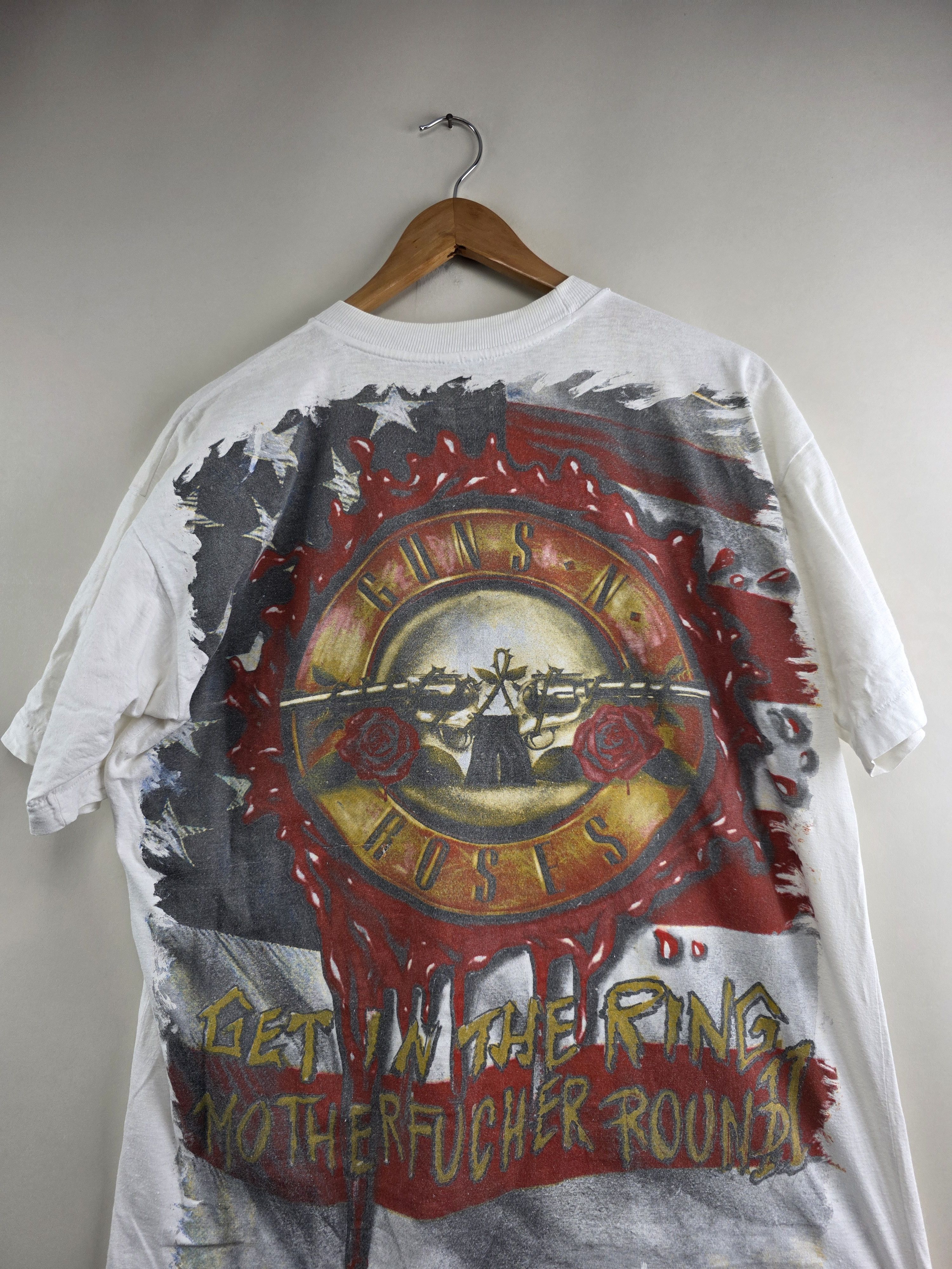 Band Tees × Guns N' Roses × Vintage 90s Guns N Roses Get in the ring L 22" 28.5" Size US L / EU 52-54 / 3 - 8 Thumbnail