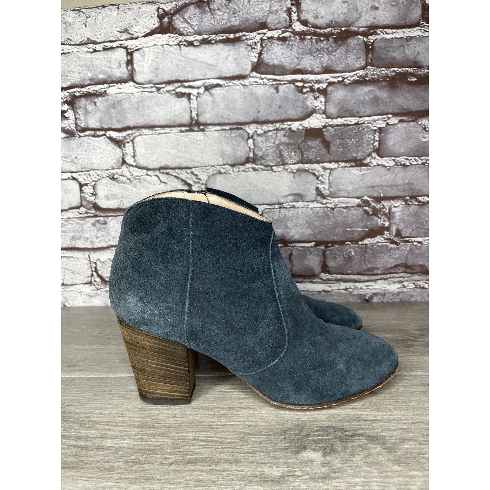 Club Monaco Club Monaco Brooklyn Blue Suede Side Zip Stacked Heel Bootie Size US 7.5 / IT 37.5 - 3 Thumbnail