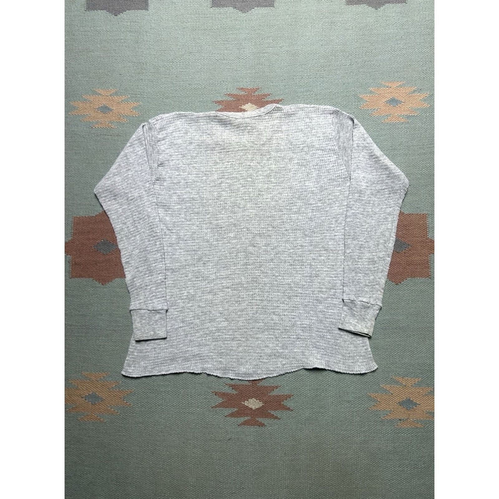 Vintage VINTAGE 70s 80s waffle knit thermal shirt gray base layer women’s XL Shirt Womens XL Gray 70s 80s Vintage Thermal Shirt Size XL / US 12-14 / IT 48-50 - 6 Thumbnail