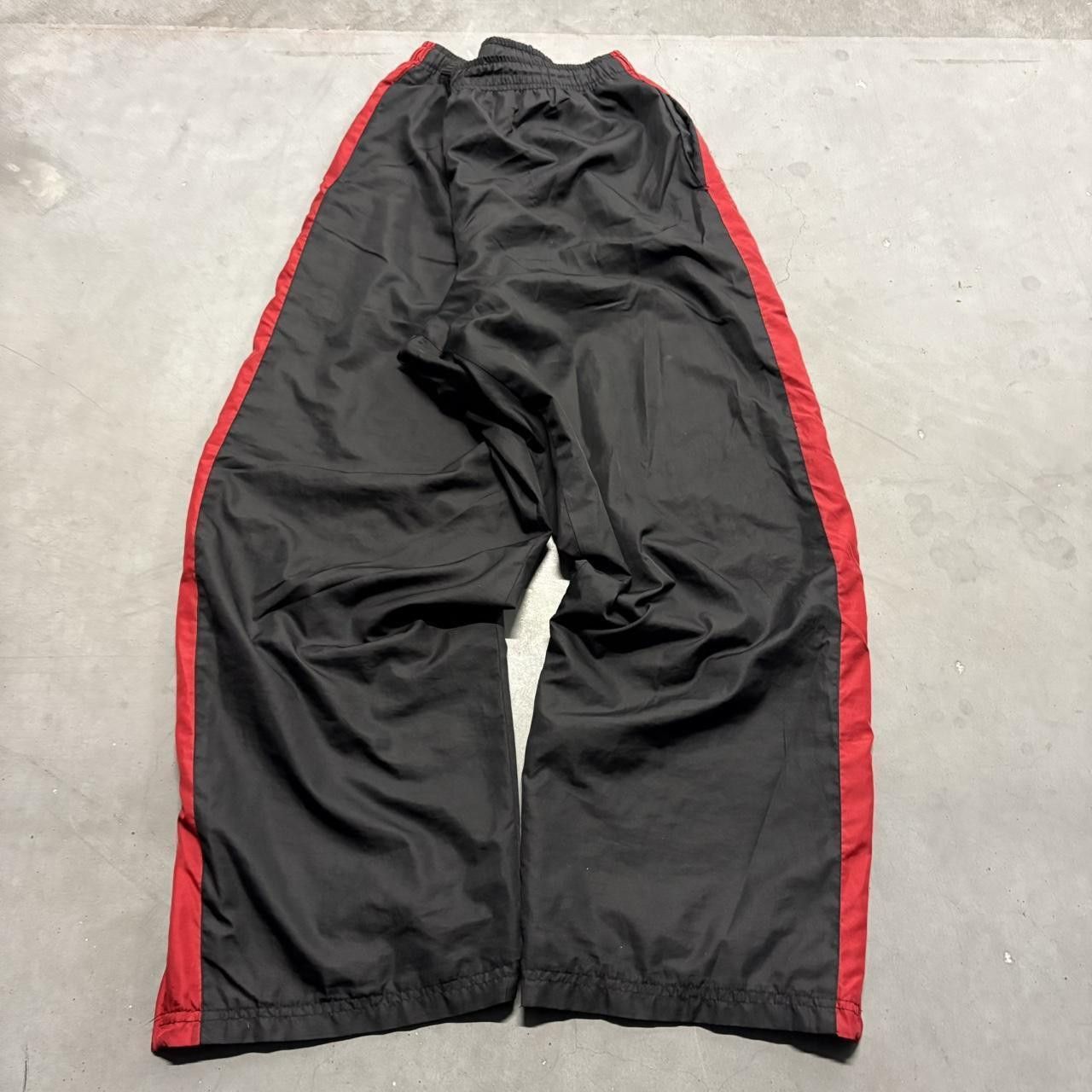 Vintage Vintage Y2K/2000s Baggy Black Trackpants with red stripe and leg zippers! Size US 38 / EU 54 - 2 Thumbnail