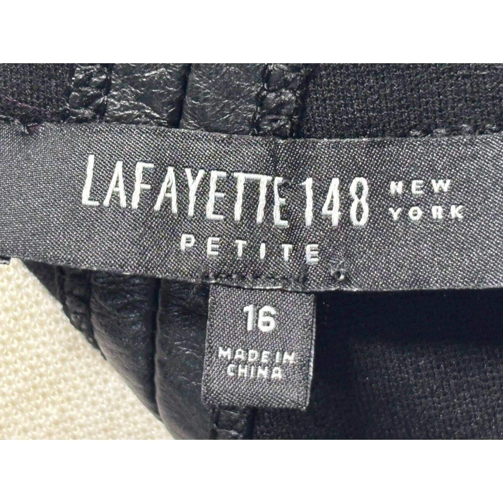 Vintage VINTAGE Lafayette 148 New York Sheath Dress 16P Petite Women's Black Leather Trim Size XXL / US 16-18 / IT 52-54 - 7 Thumbnail