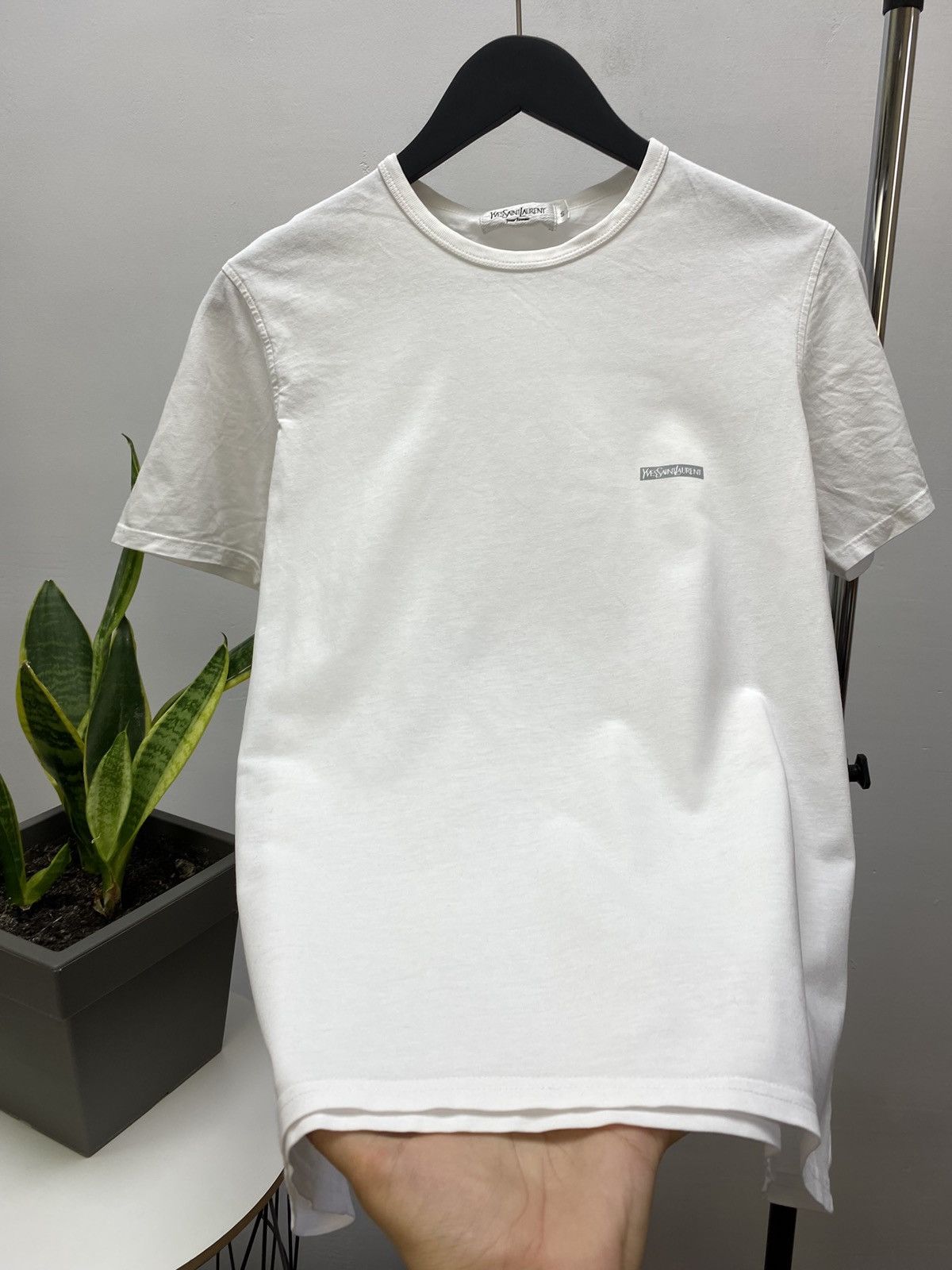 Yves Saint Laurent Yves Saint Laurent Small Logo T-shirt YSL White Men’s S Size US S / EU 44-46 / 1 - 10 Thumbnail