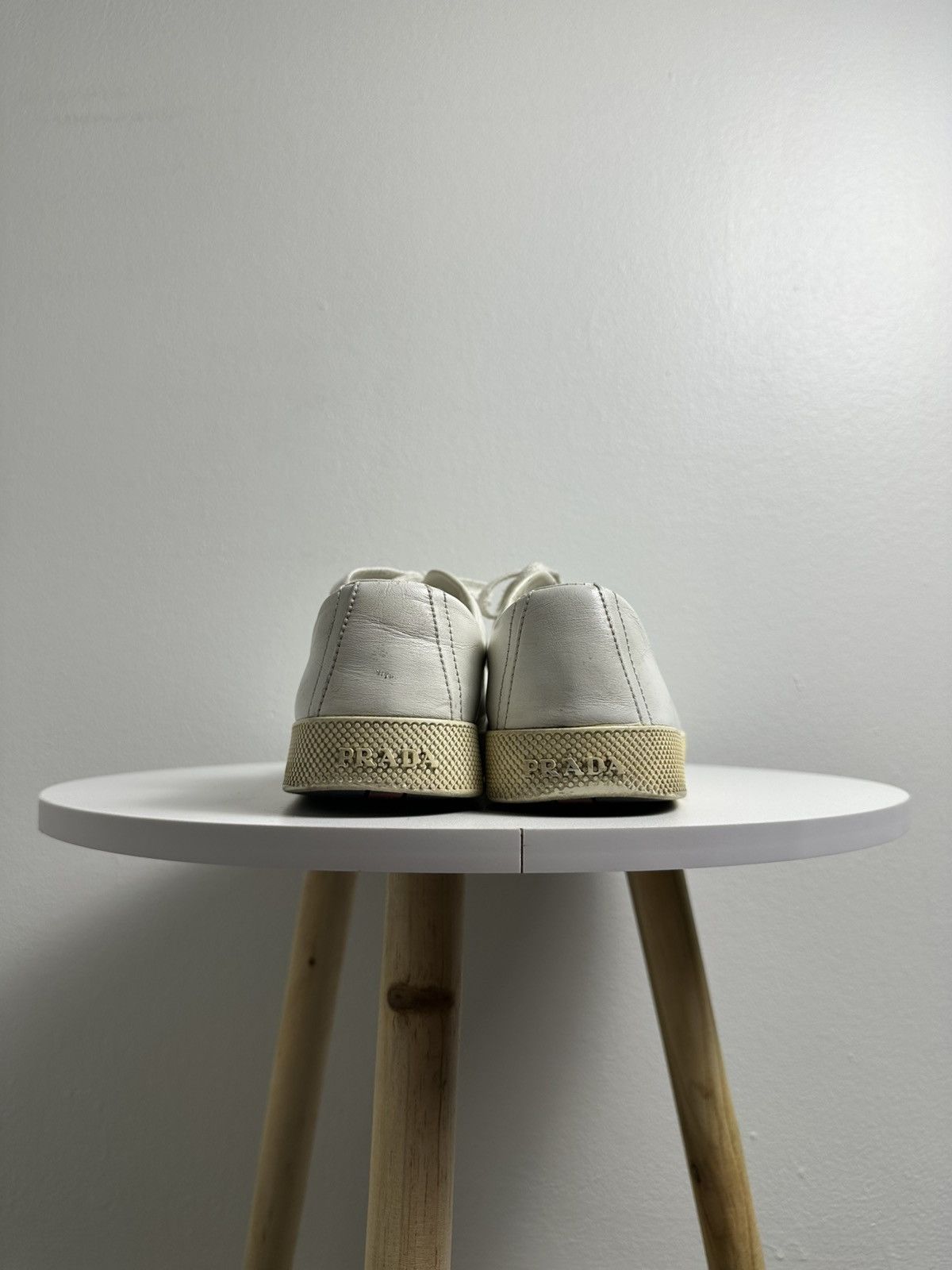 Prada Prada Low Top Sneakers Size US 8 / IT 38 - 10 Thumbnail