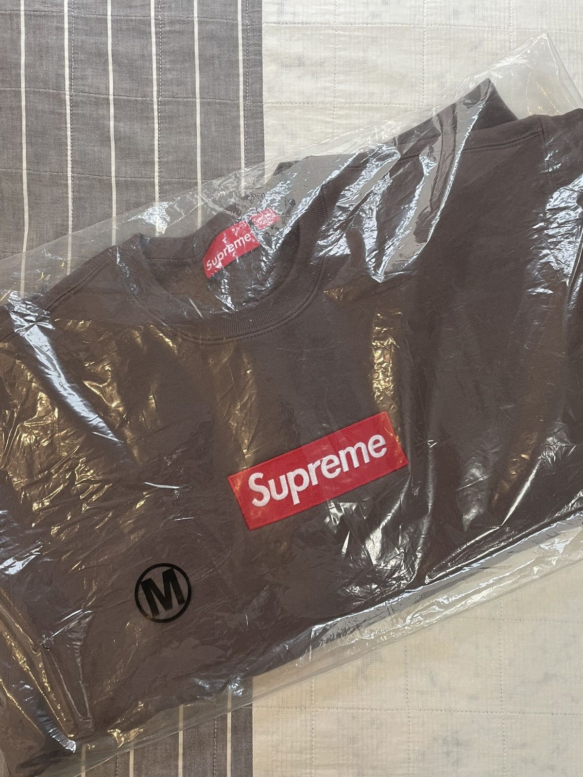 Supreme Supreme Box Logo Crewneck FW22 Size US M / EU 48-50 / 2 - 1 Thumbnail