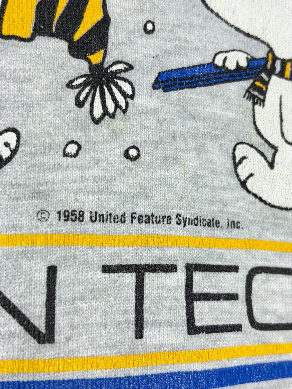 Vintage 70s Vintage Snoopy Michigan Tech Carnival 1958 Sweatshirt Size US XL / EU 56 / 4 - 11 Thumbnail